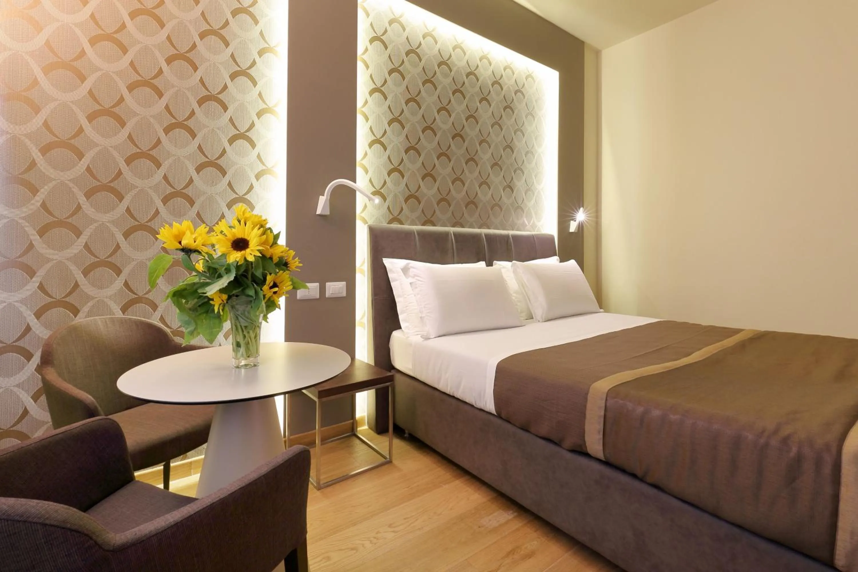 Photo of the whole room, Bed in La Torre dei Salterelli