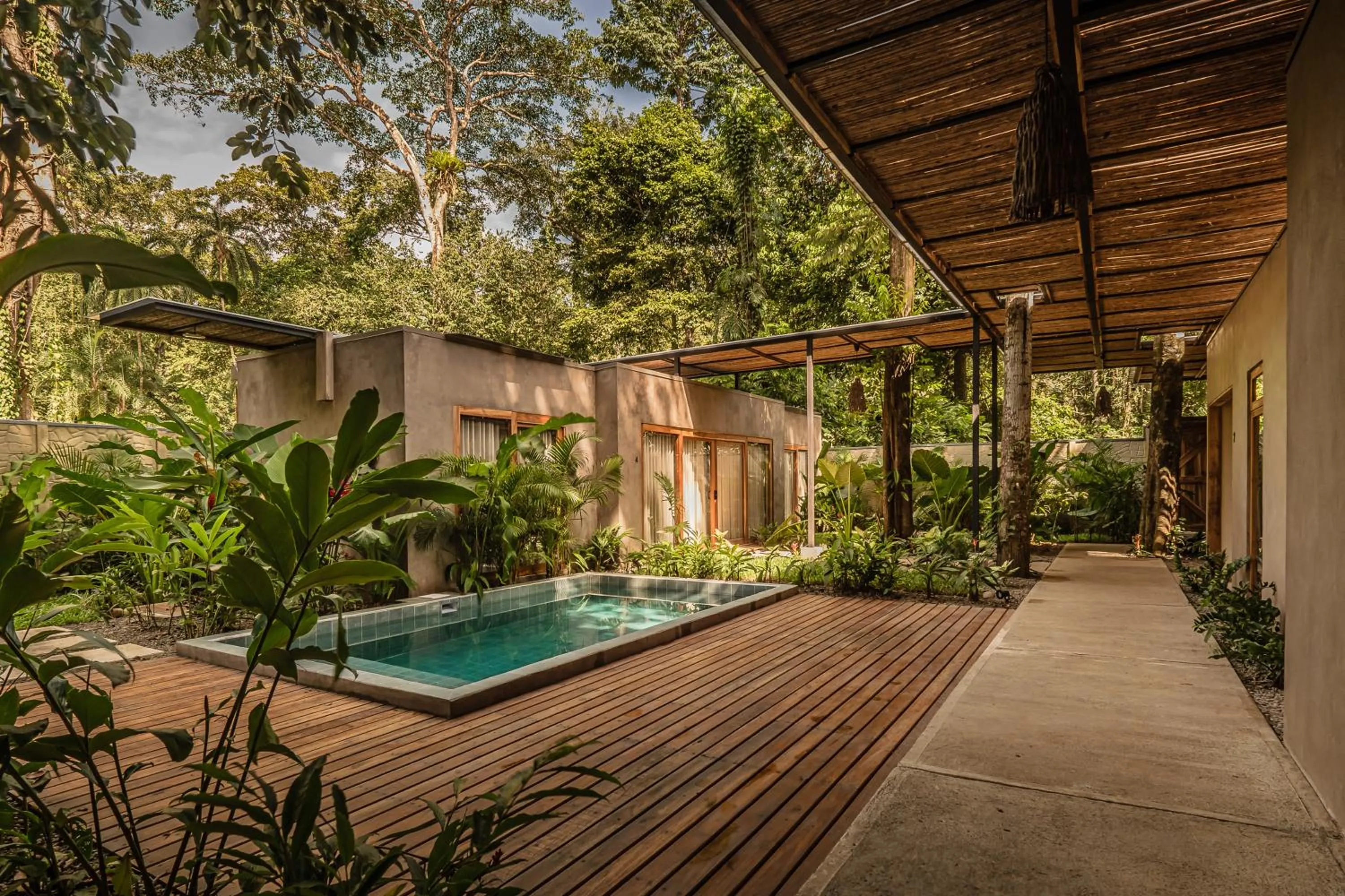 Pool view in La Bonita Lodge