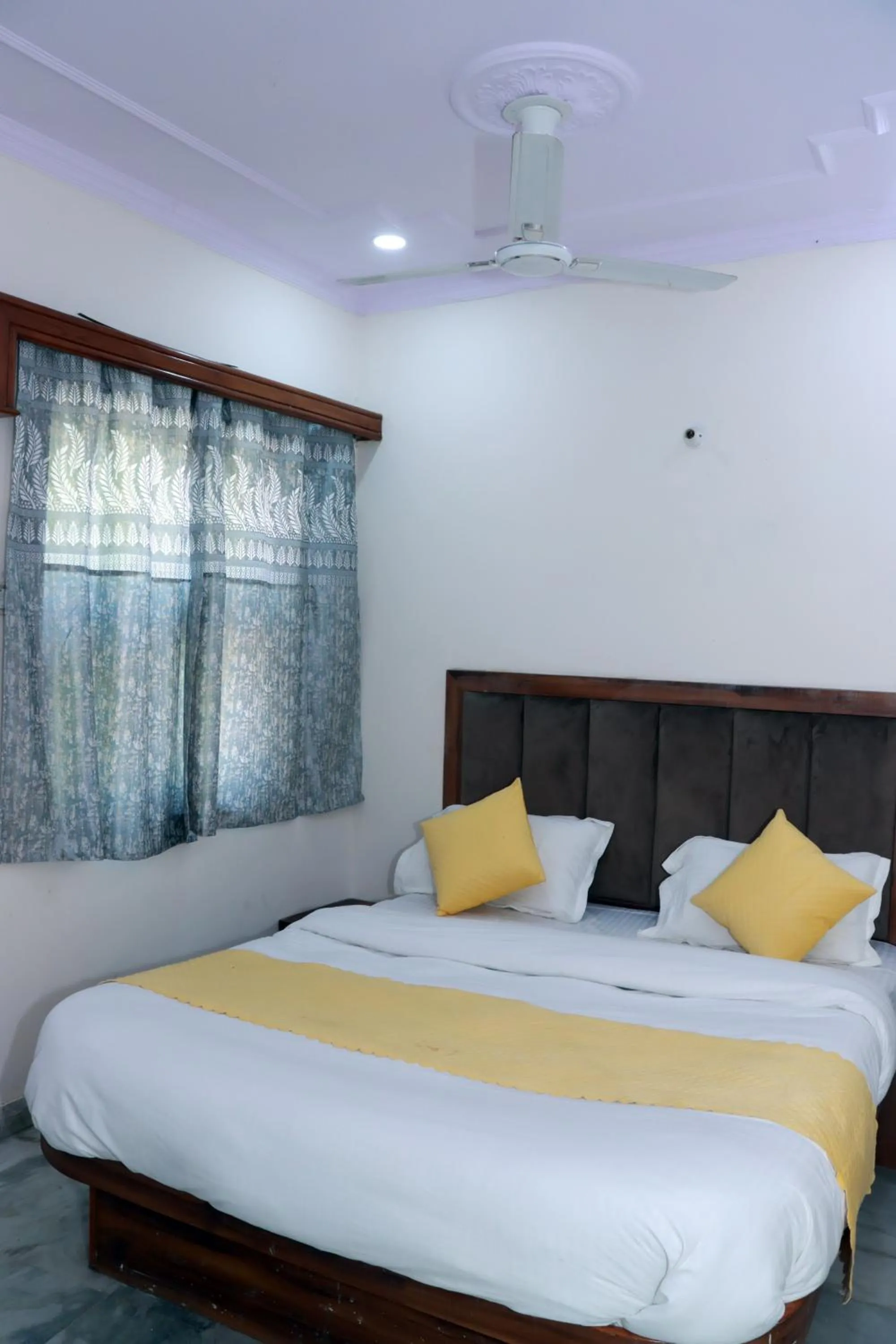 Bed in Hotel Gush At New Delhi Railway Station