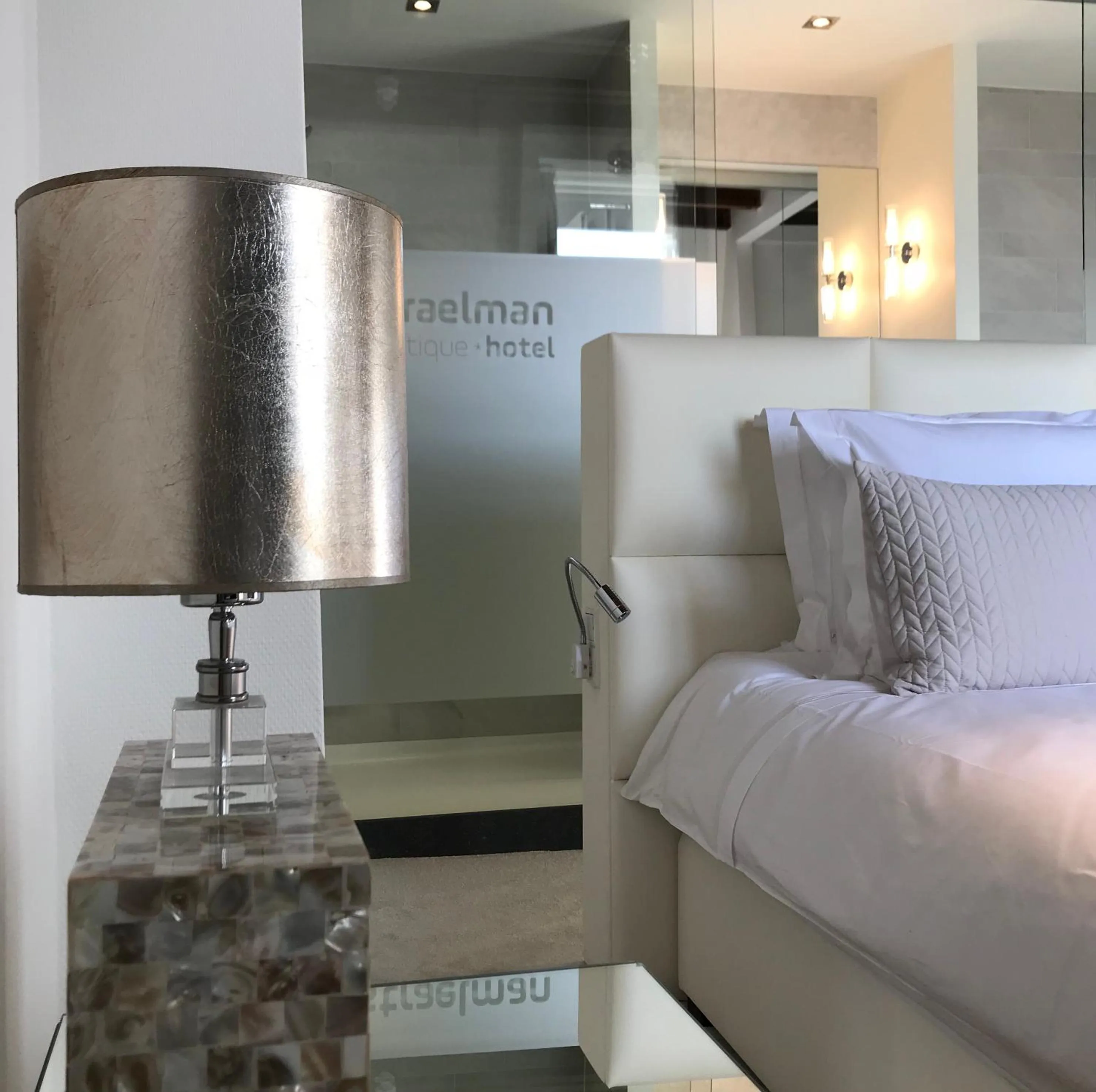 Bed in Boutique Hotel Straelman