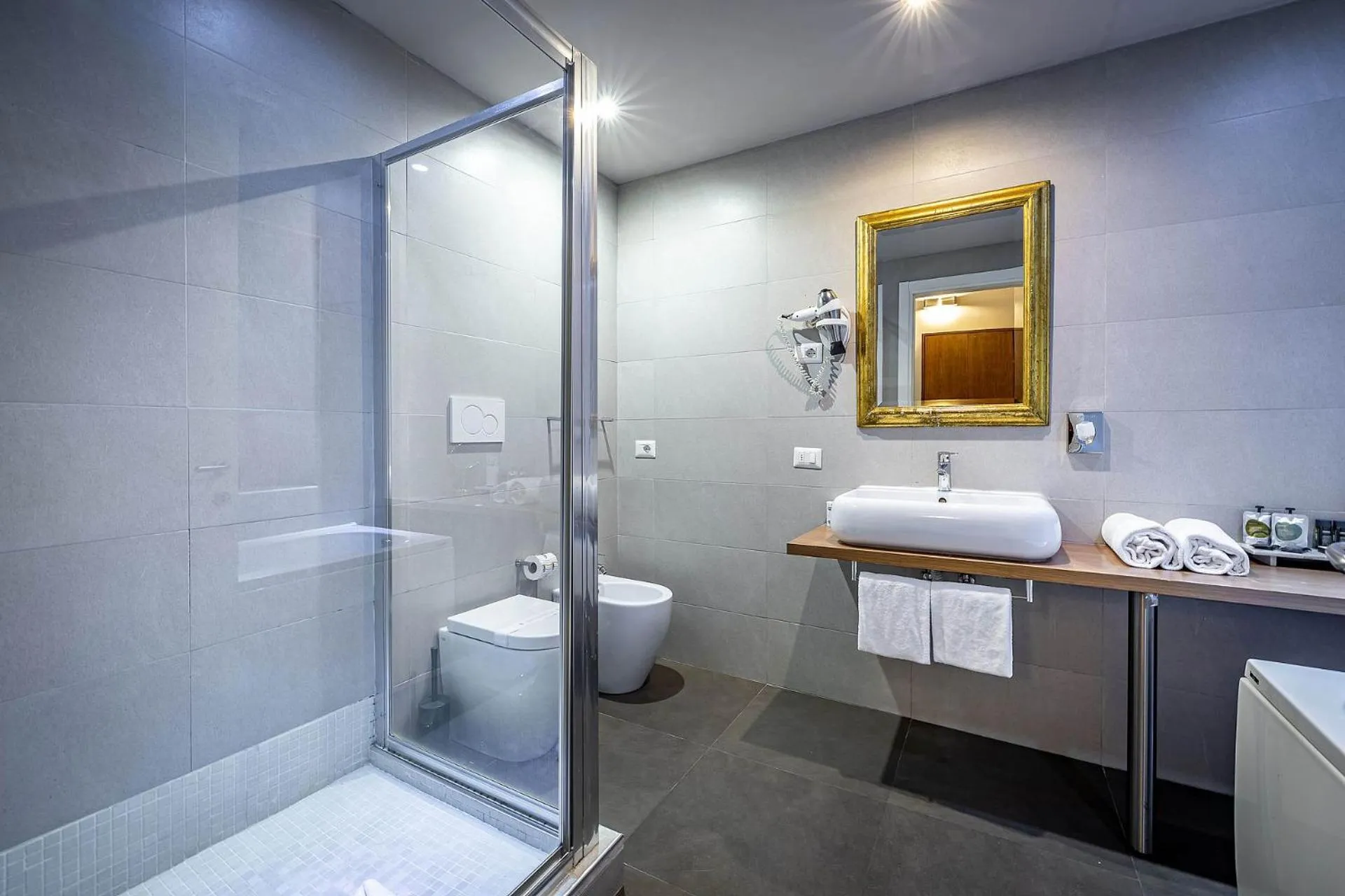 Bathroom in Antico Centro Suite