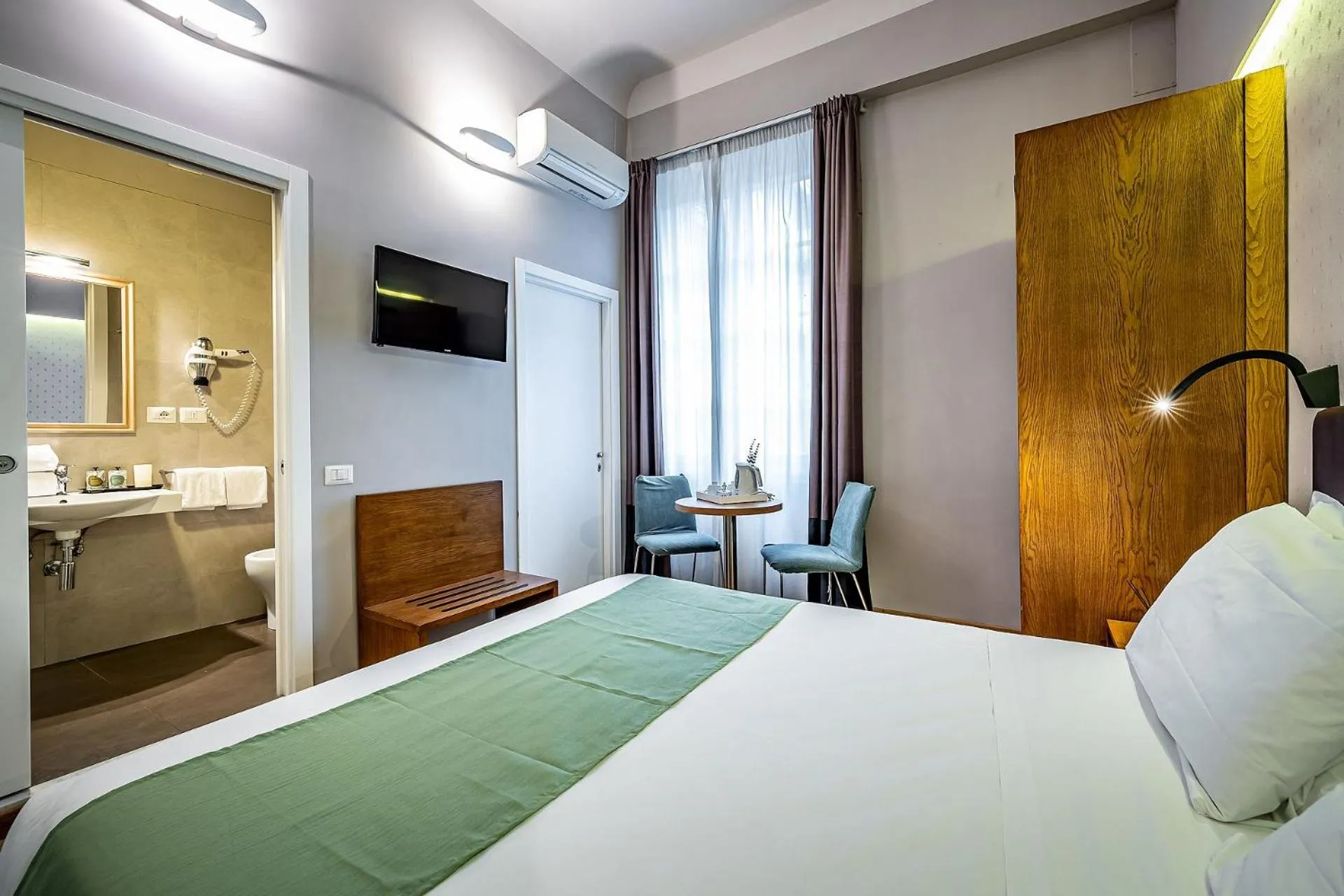 Bedroom, Bed in Antico Centro Suite