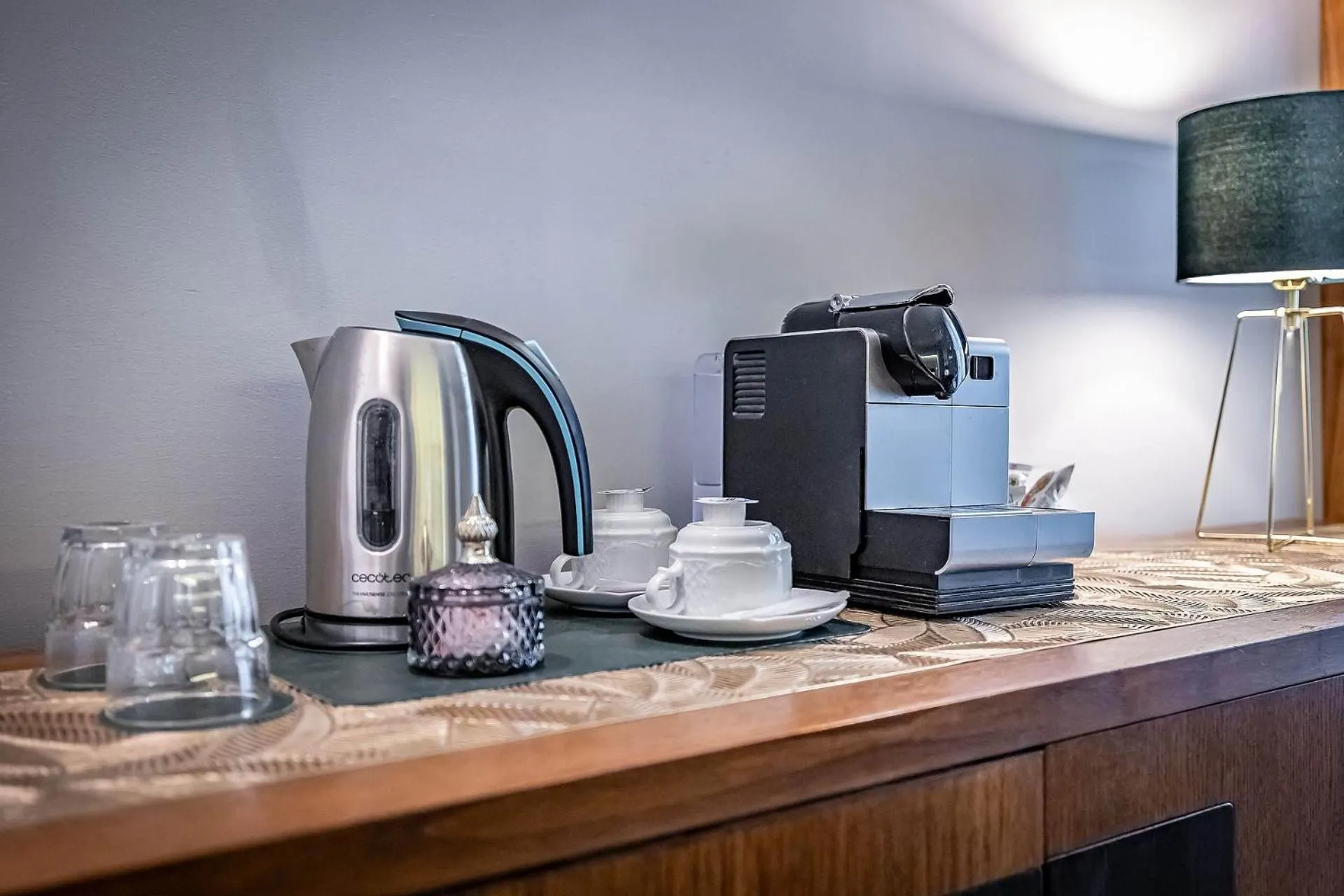 Coffee/tea facilities in Antico Centro Suite