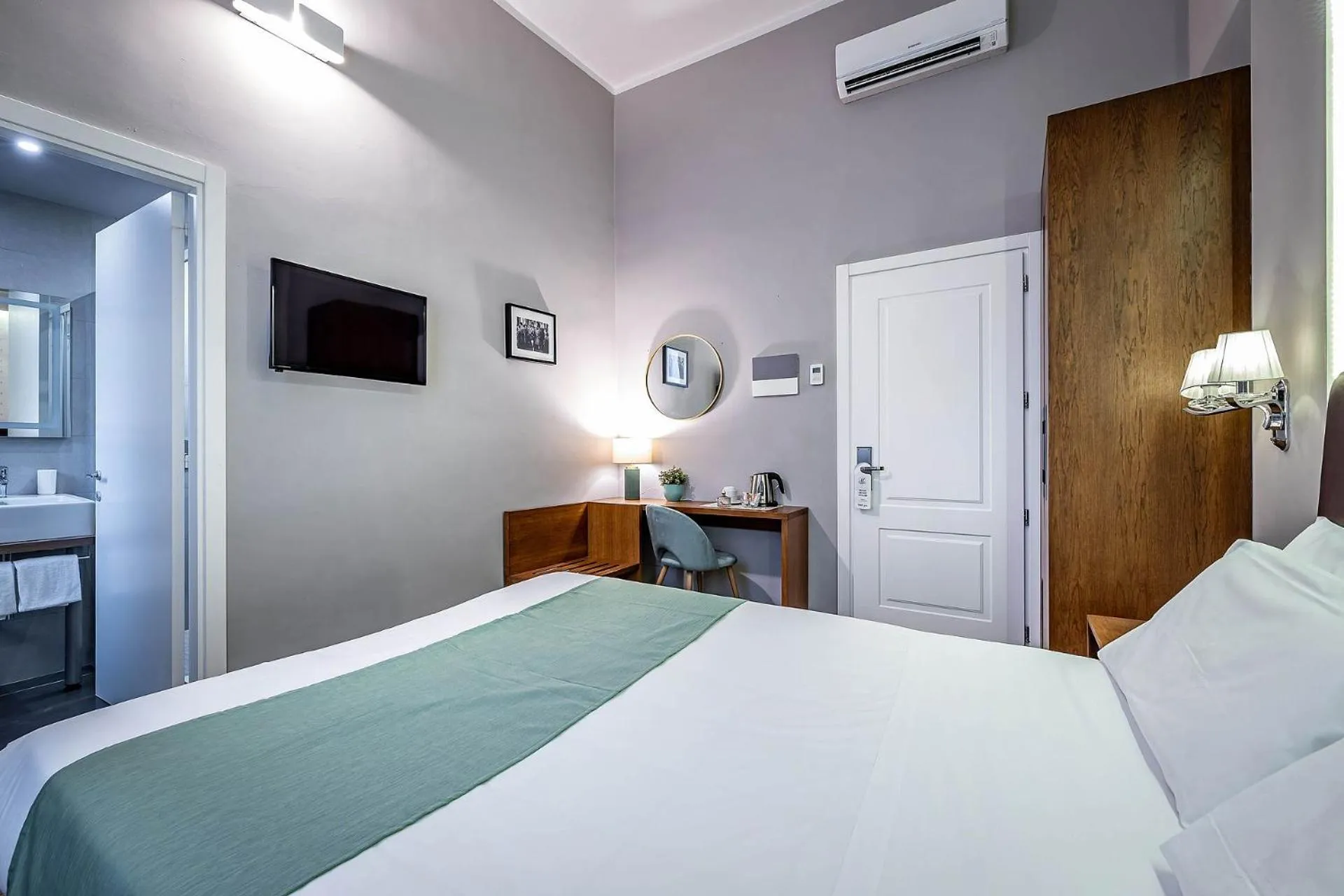 Bedroom, Bed in Antico Centro Suite