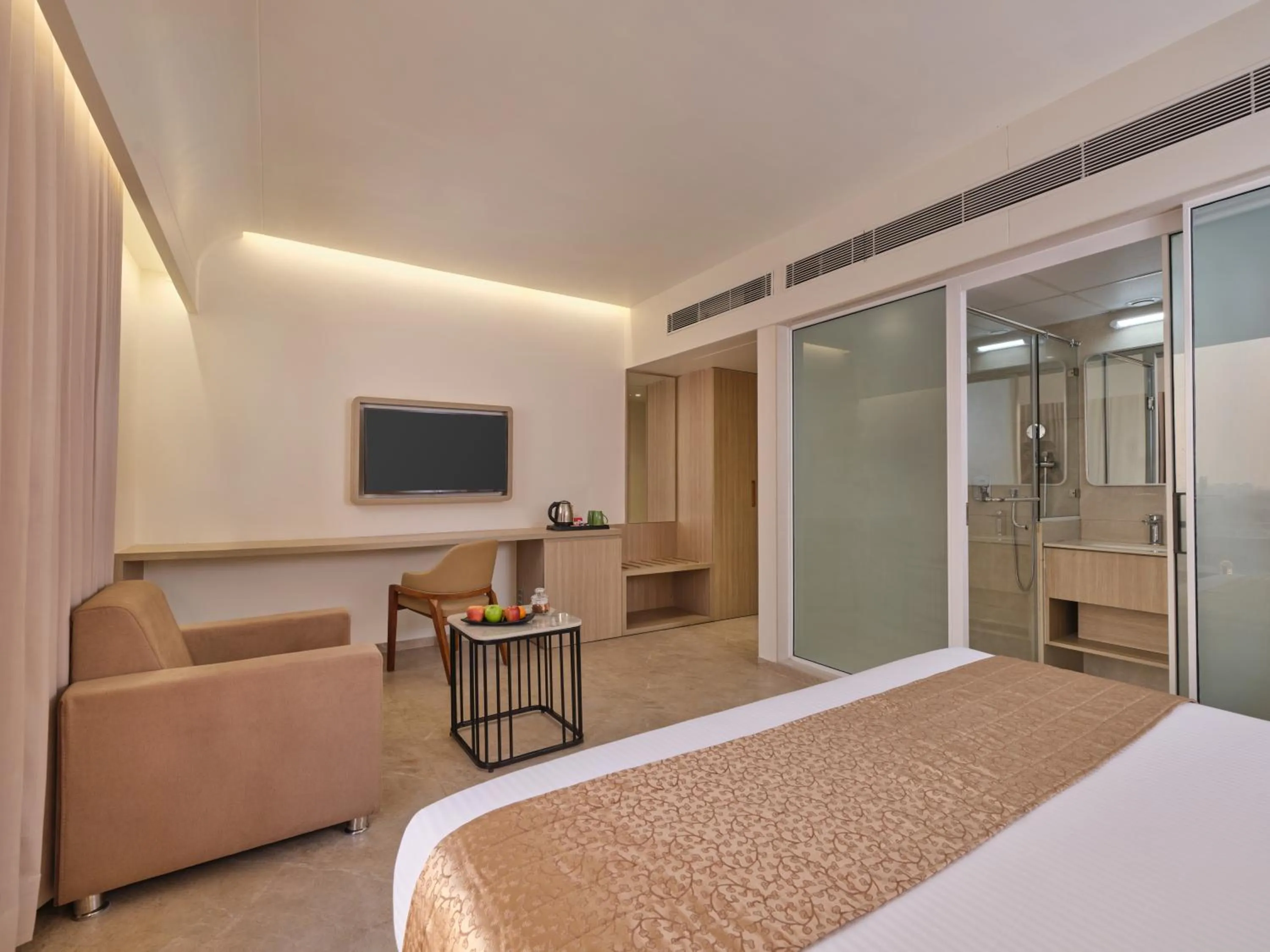 TV and multimedia, Bed in Biznotel By Pride Motera