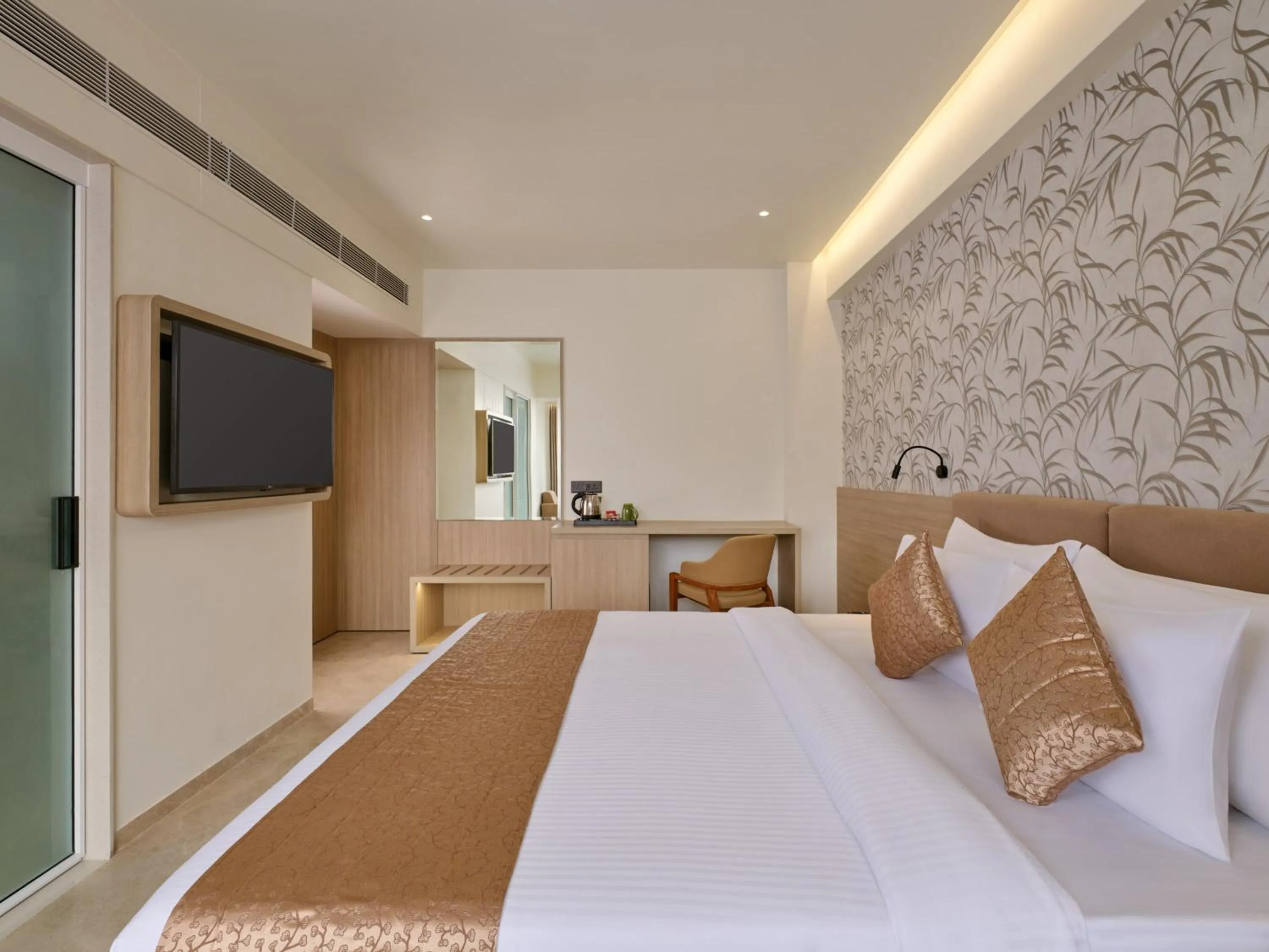 Bedroom, Bed in Biznotel By Pride Motera