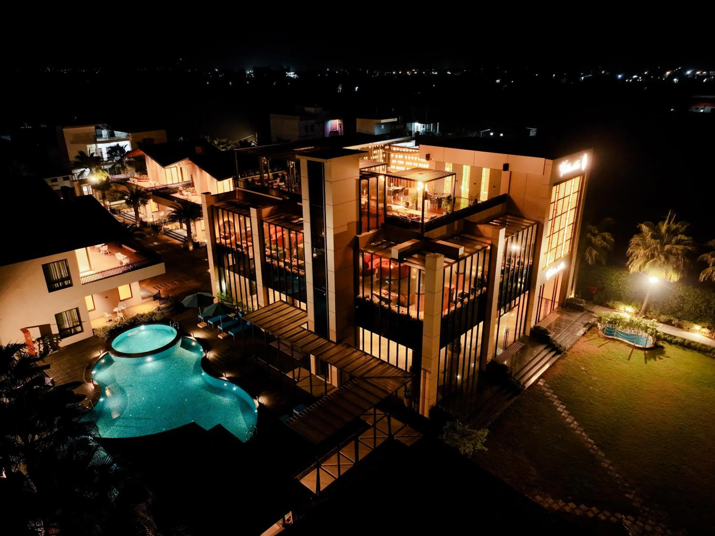 Property building in Villasita Resort