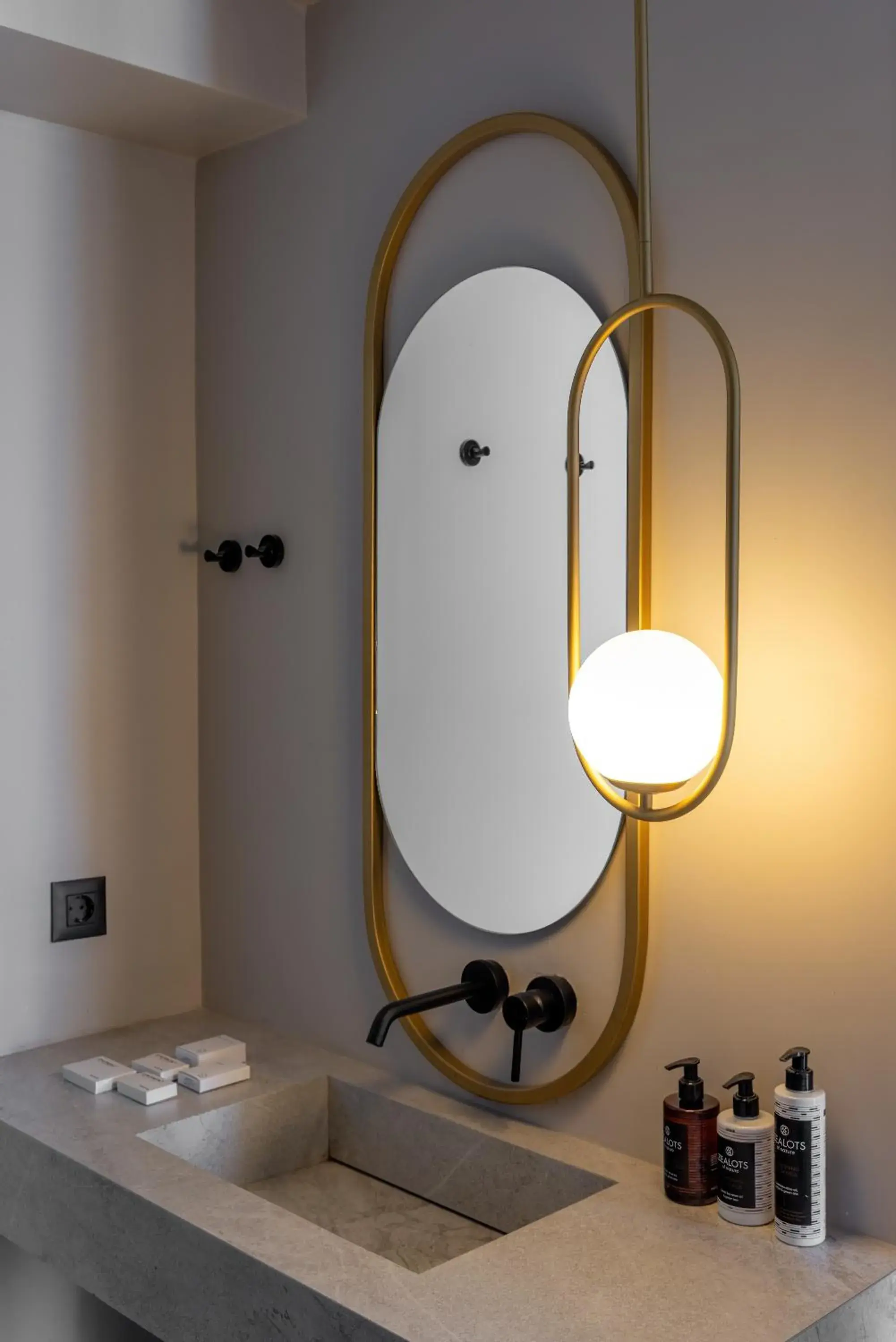 Amber Gold Suite Seaview in Castello Boutique Suites by the sea - Adults Only Amber Gold Suite Seaview in Castello Boutique Suites by the sea - Adults Only