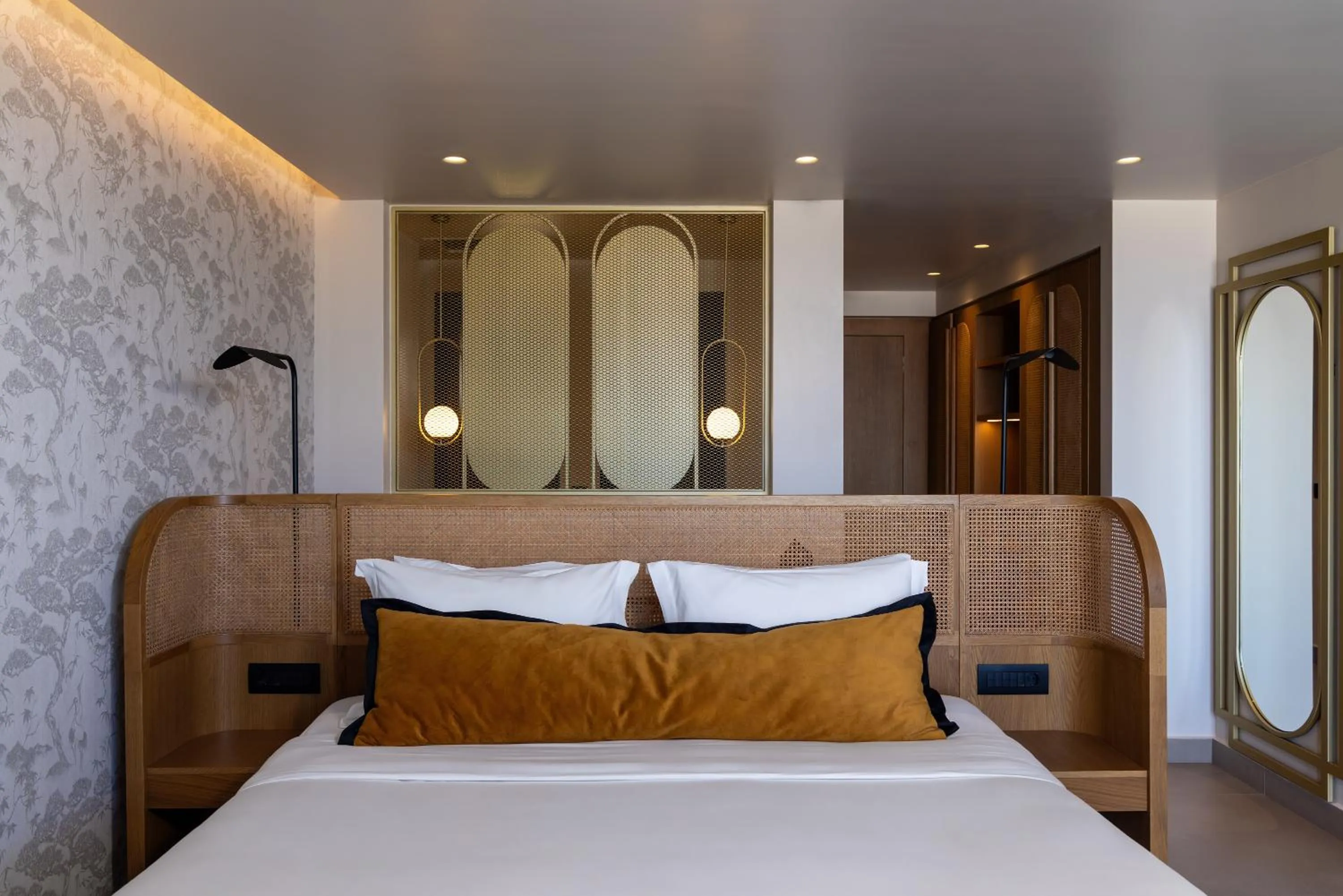 Bed in Castello Boutique Suites by the sea - Adults Only