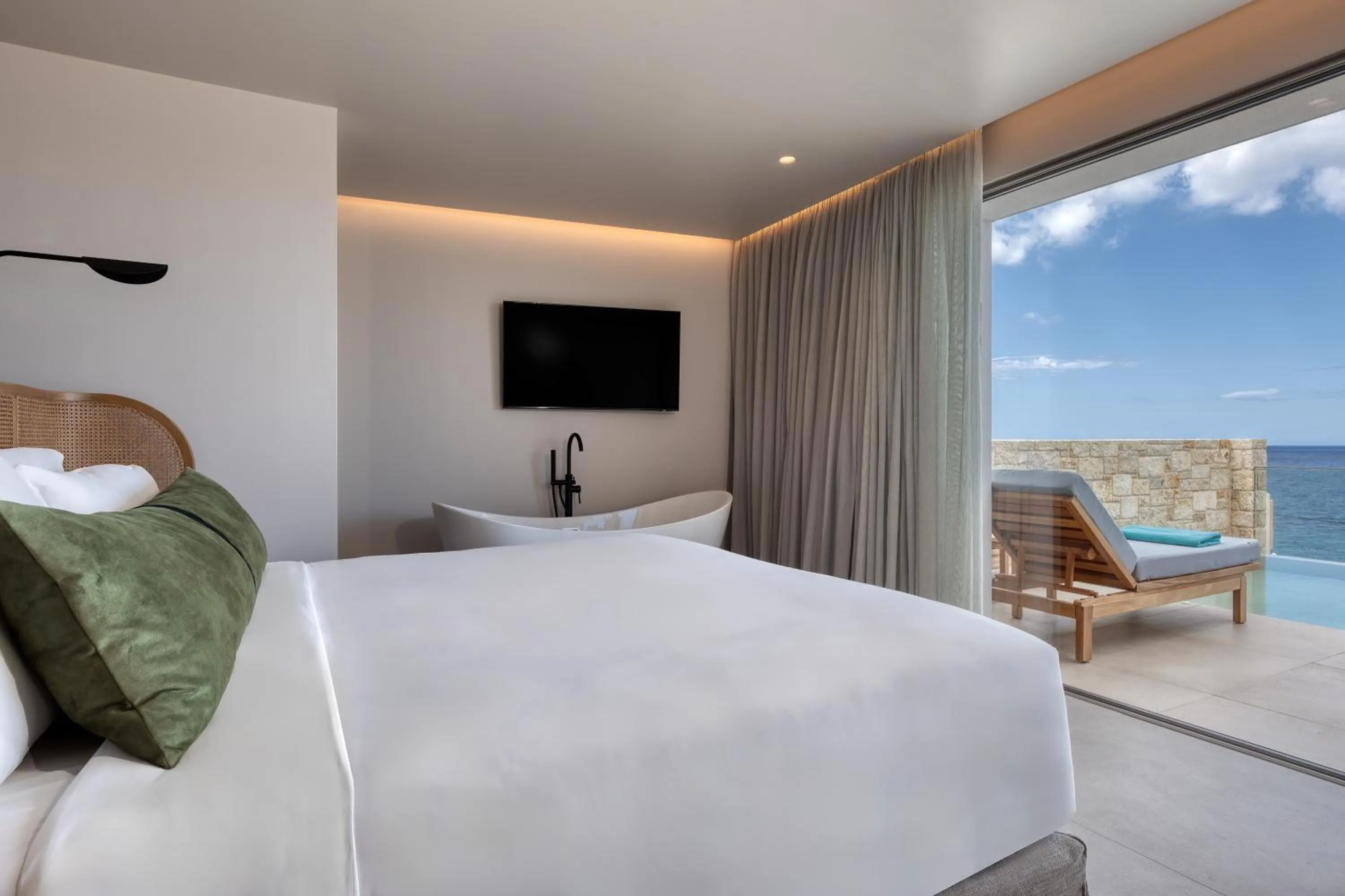Bedroom, Bed in Castello Boutique Suites by the sea - Adults Only