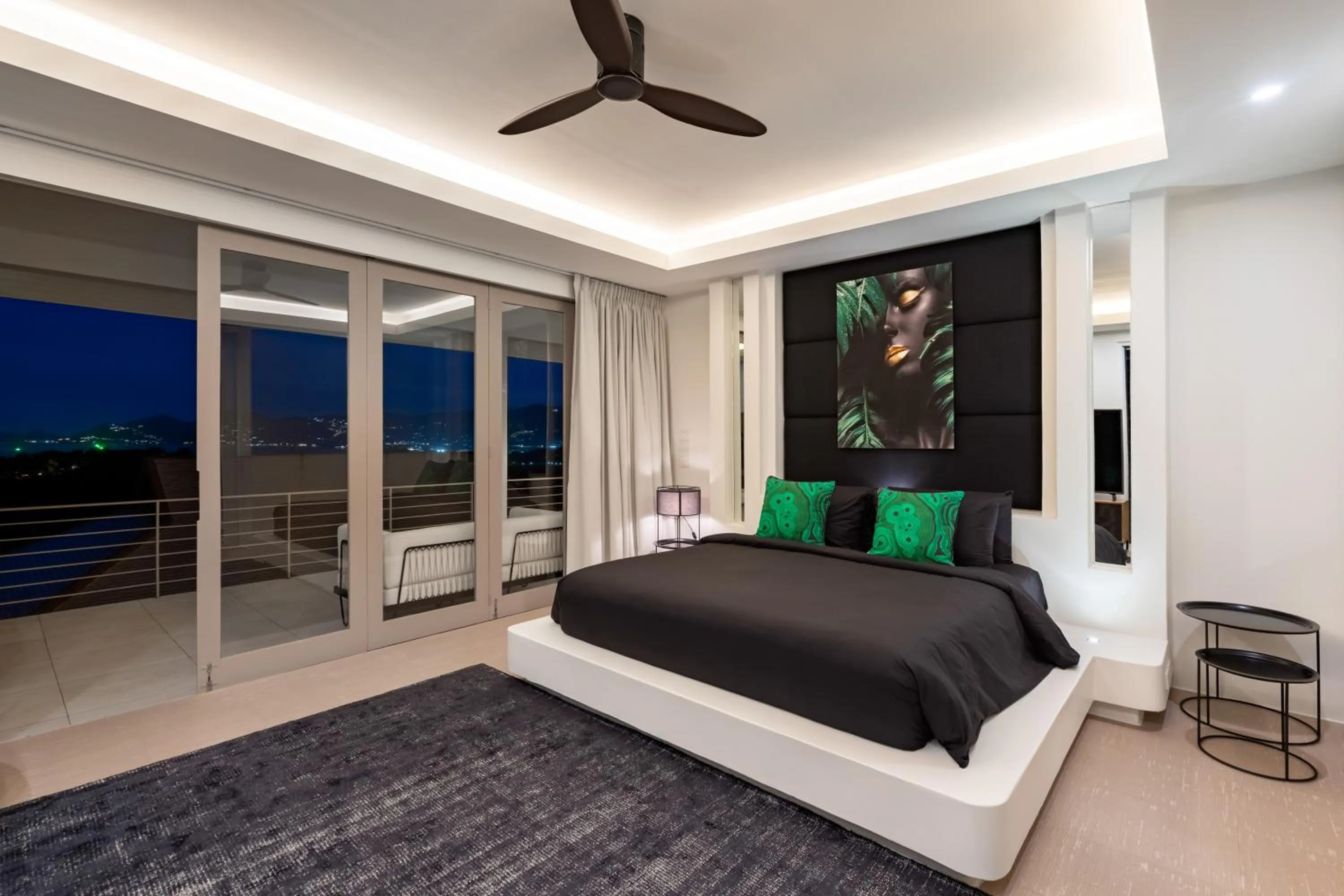 Bed in Villa Kohia, stunning sea views, breakfast, serviced daily, private dining service on request, North Chaweng