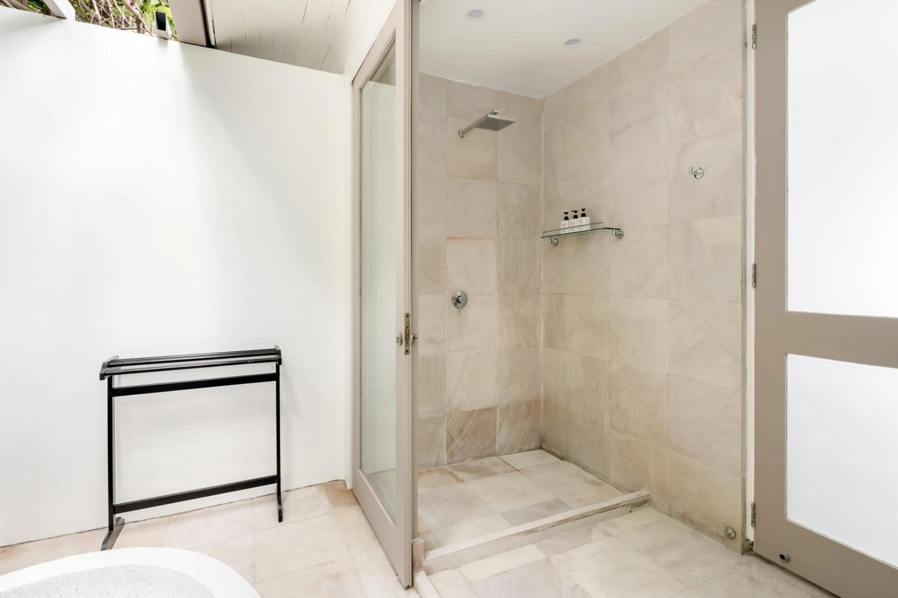 Shower in Villa Kohia, stunning sea views, breakfast, serviced daily, private dining service on request, North Chaweng