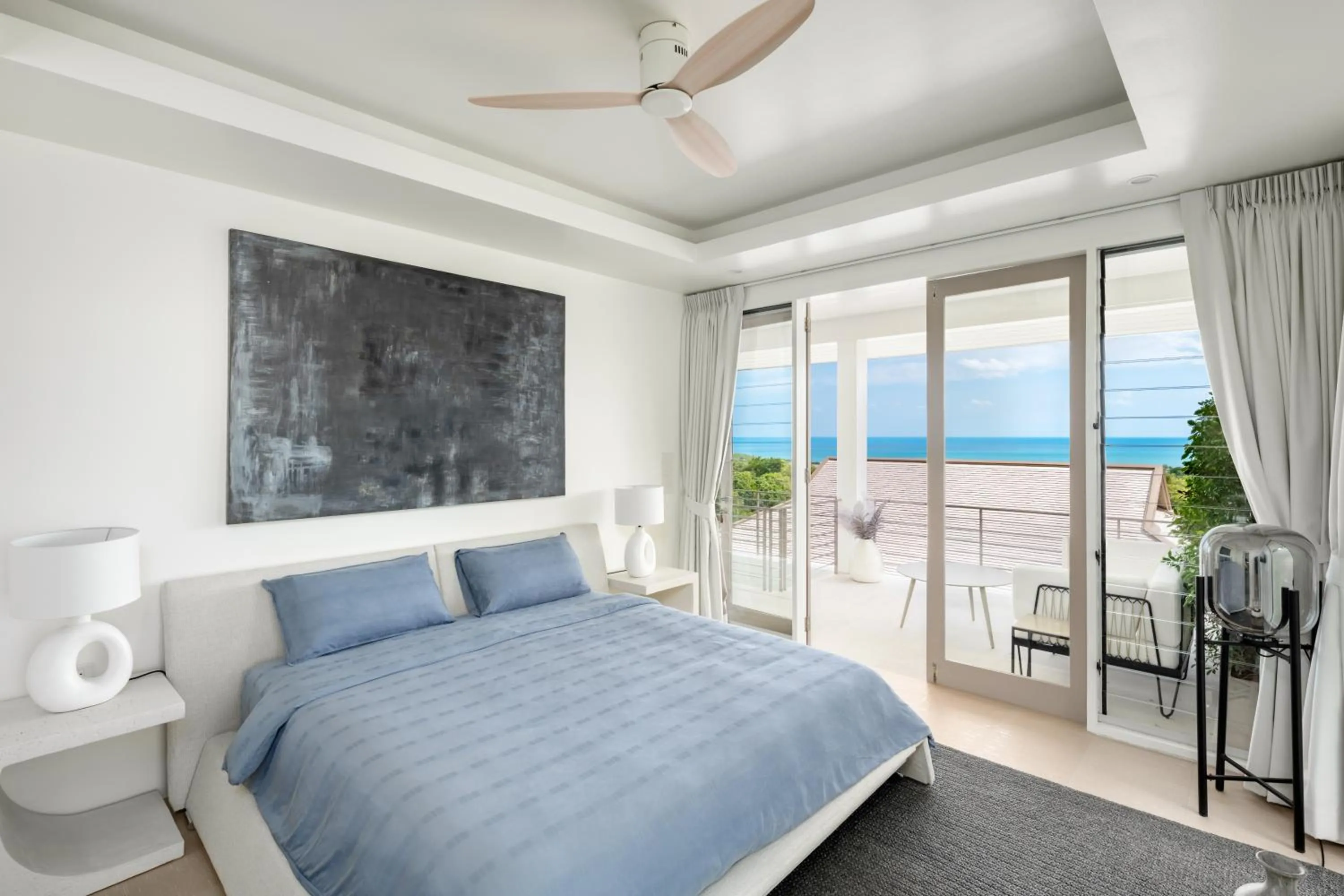 Bed in Villa Kohia, stunning sea views, breakfast, serviced daily, private dining service on request, North Chaweng