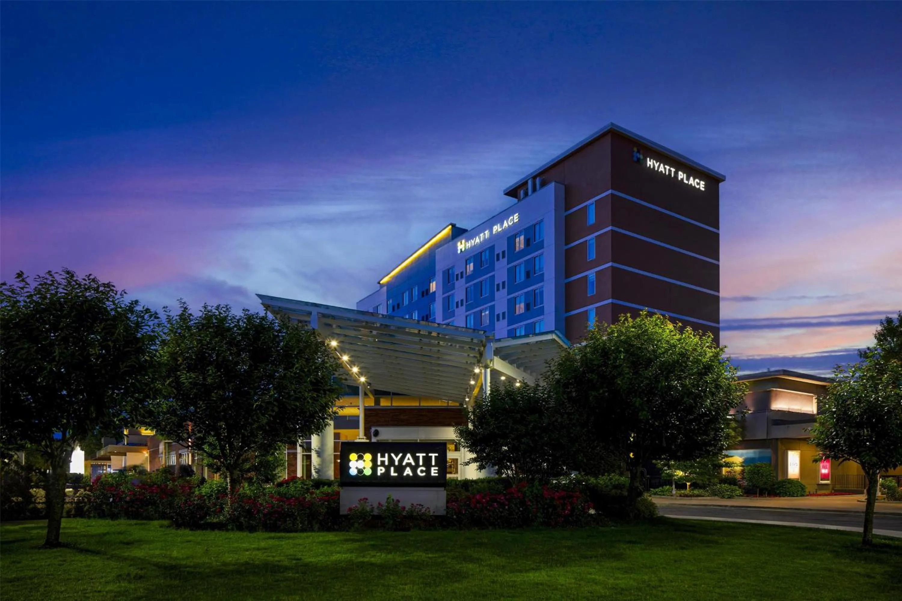 Property building in Hyatt Place New York Yonkers