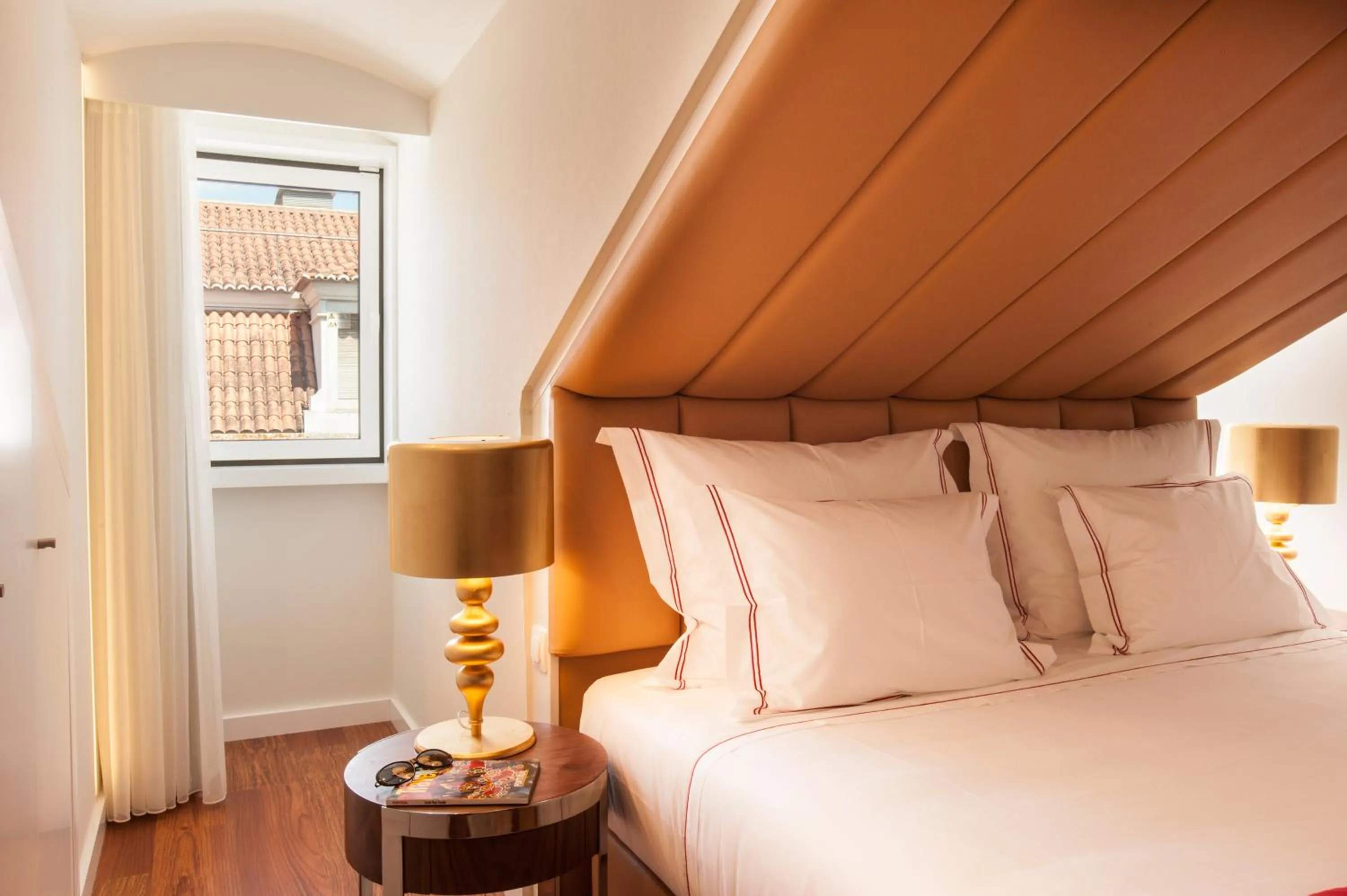 Decorative detail, Bed in The 7 Hotel, Suites, Studios & Apartments