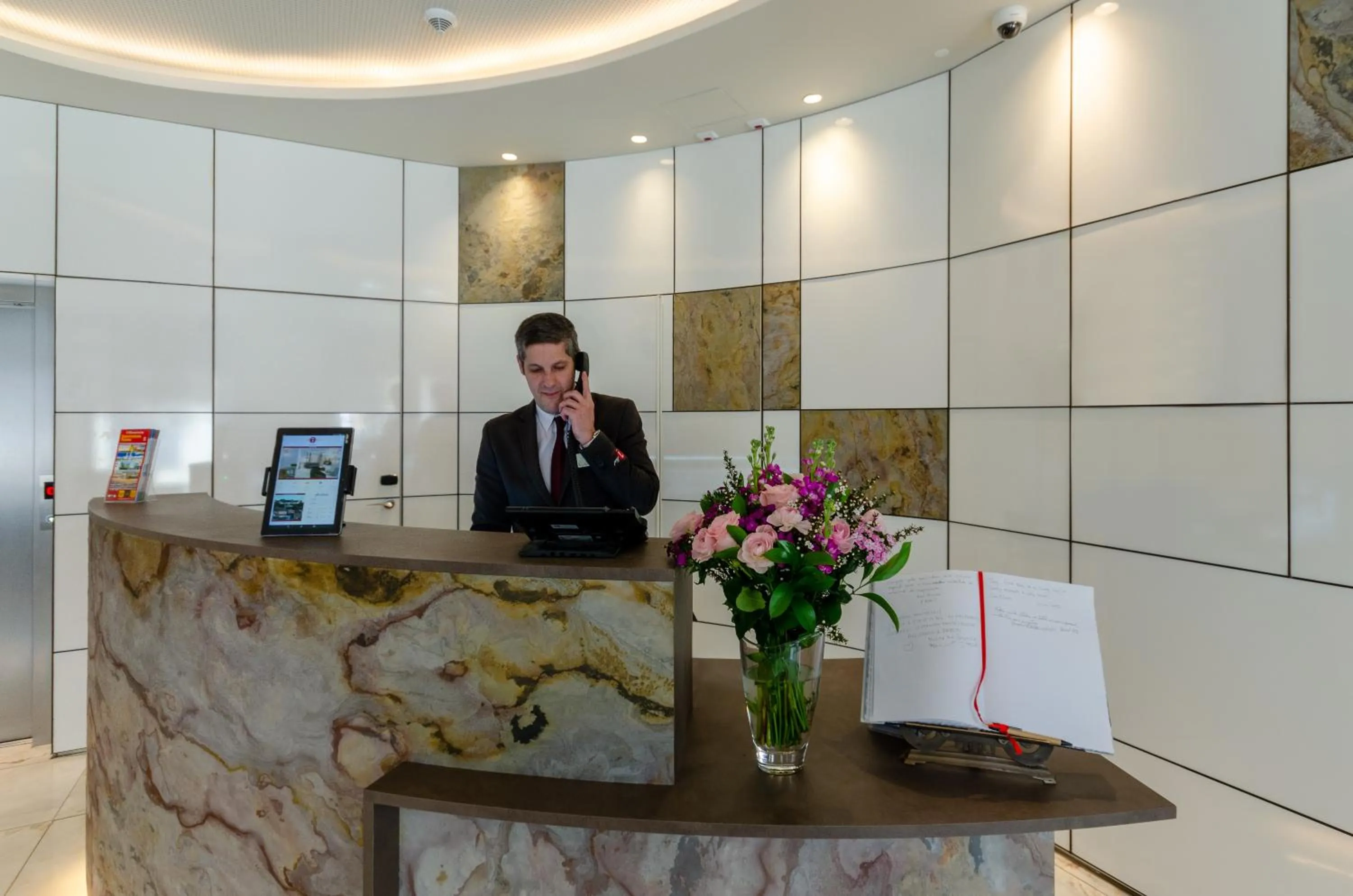 Lobby or reception in The 7 Hotel, Suites, Studios & Apartments