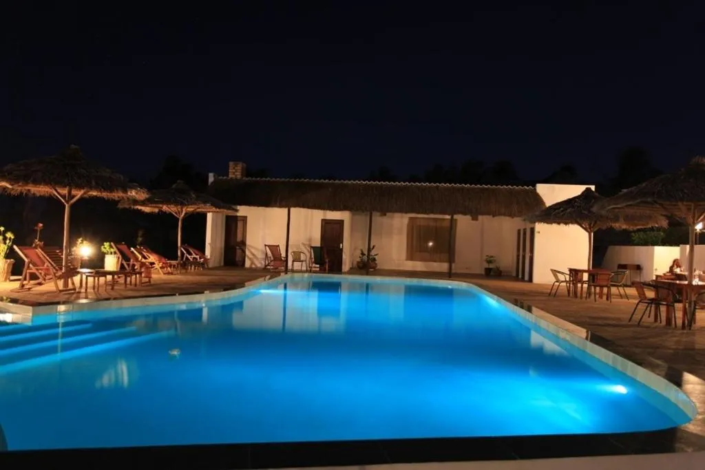 Swimming pool in Blue Moon Beach Holiday Resort