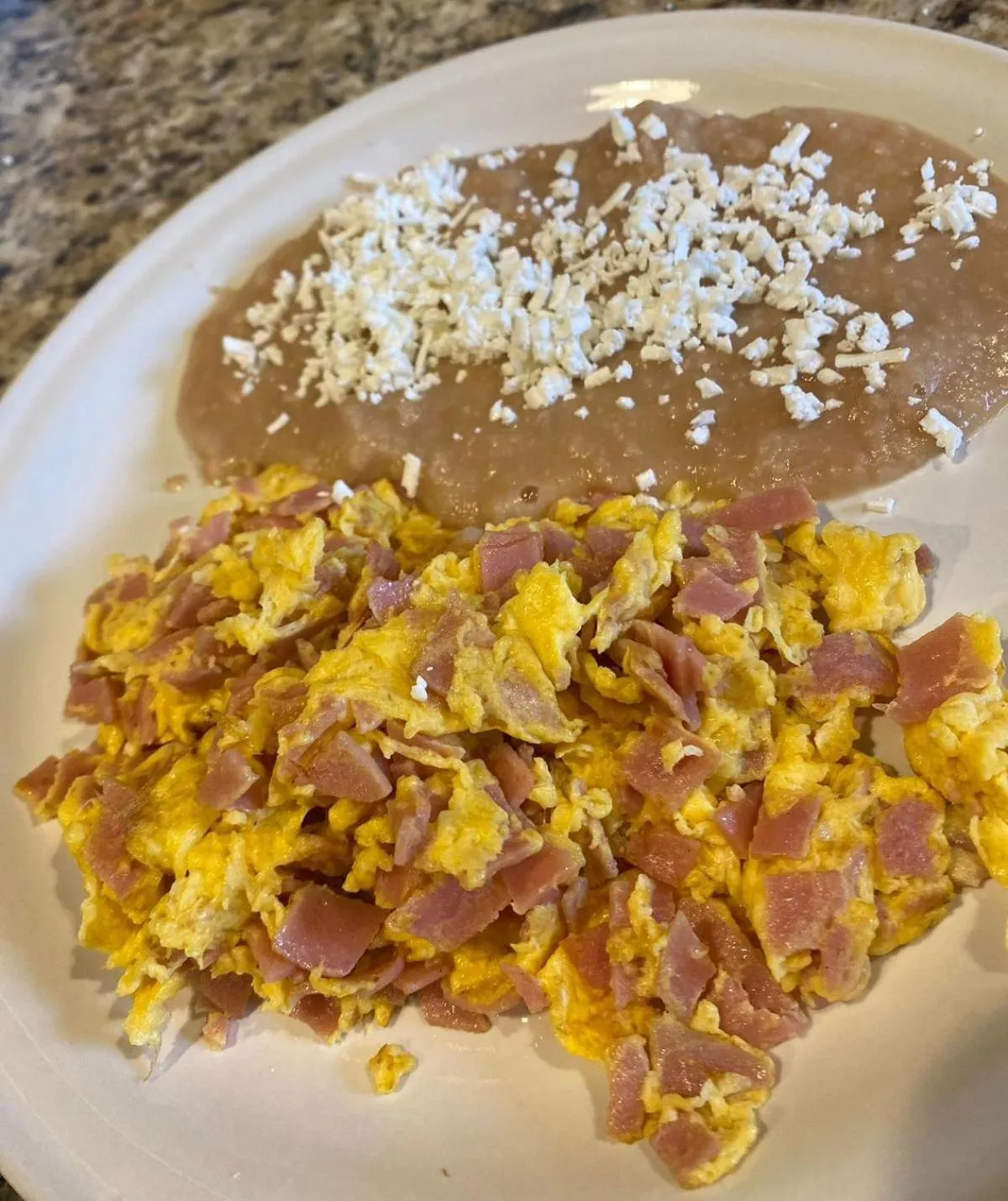 Restaurant/places to eat in Hoteles Unico Express