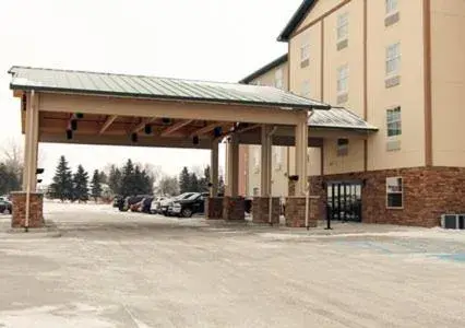 Facade/entrance in MainStay Suites Tioga Facade/entrance in MainStay Suites Tioga