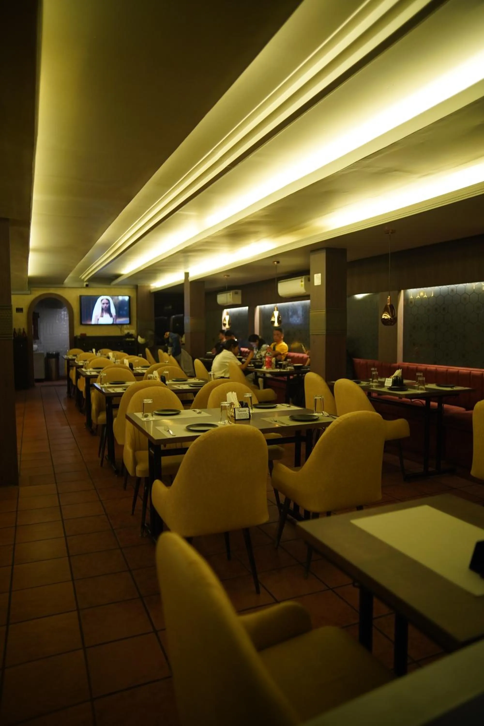 Restaurant/places to eat in INDUS TIARA- A Corporate Boutique Hotel