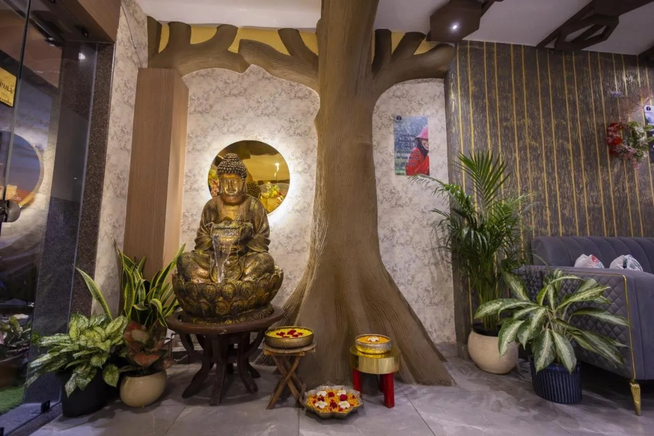 Lobby or reception in INDUS TIARA- A Corporate Boutique Hotel