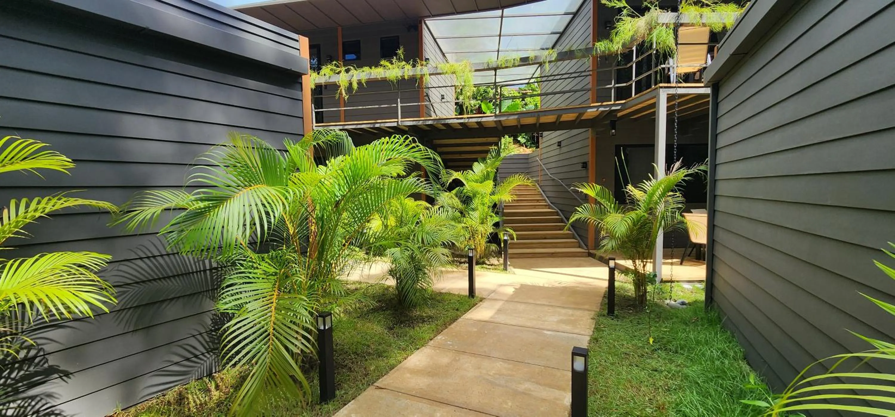 Property building in Hotel Evasión