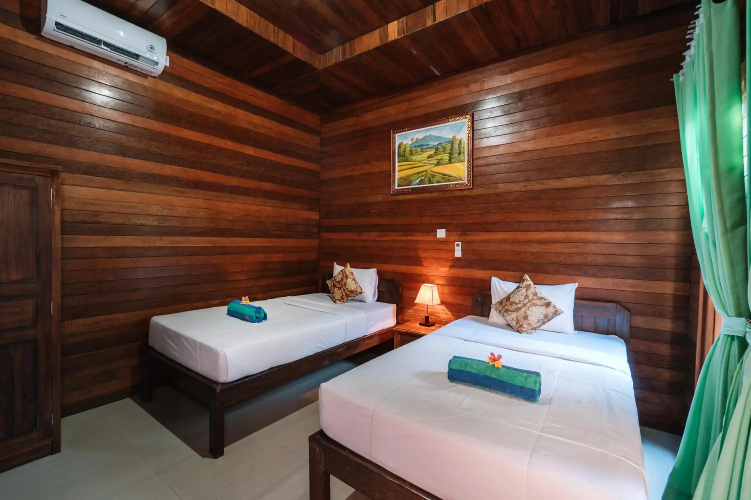 Standard Twin Room with Garden View in D and B Bungalow's by DeWizZ Management Standard Twin Room with Garden View in D and B Bungalow's by DeWizZ Management