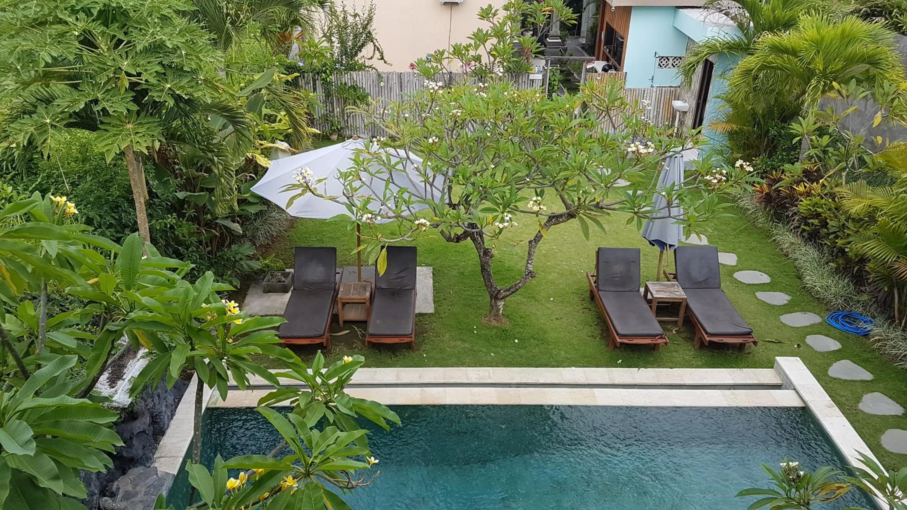 Swimming pool in Koming Guest House