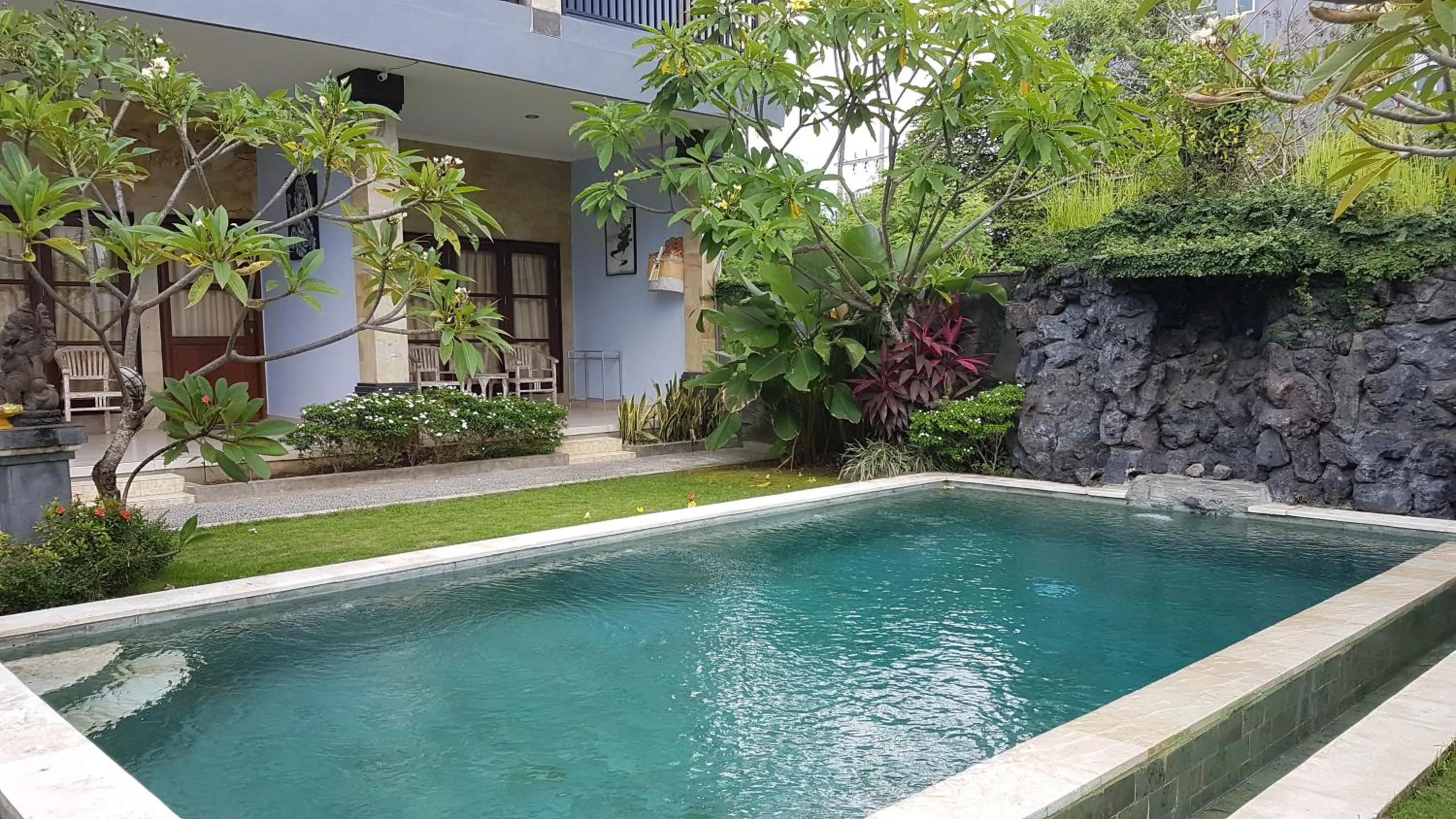 Swimming pool in Koming Guest House