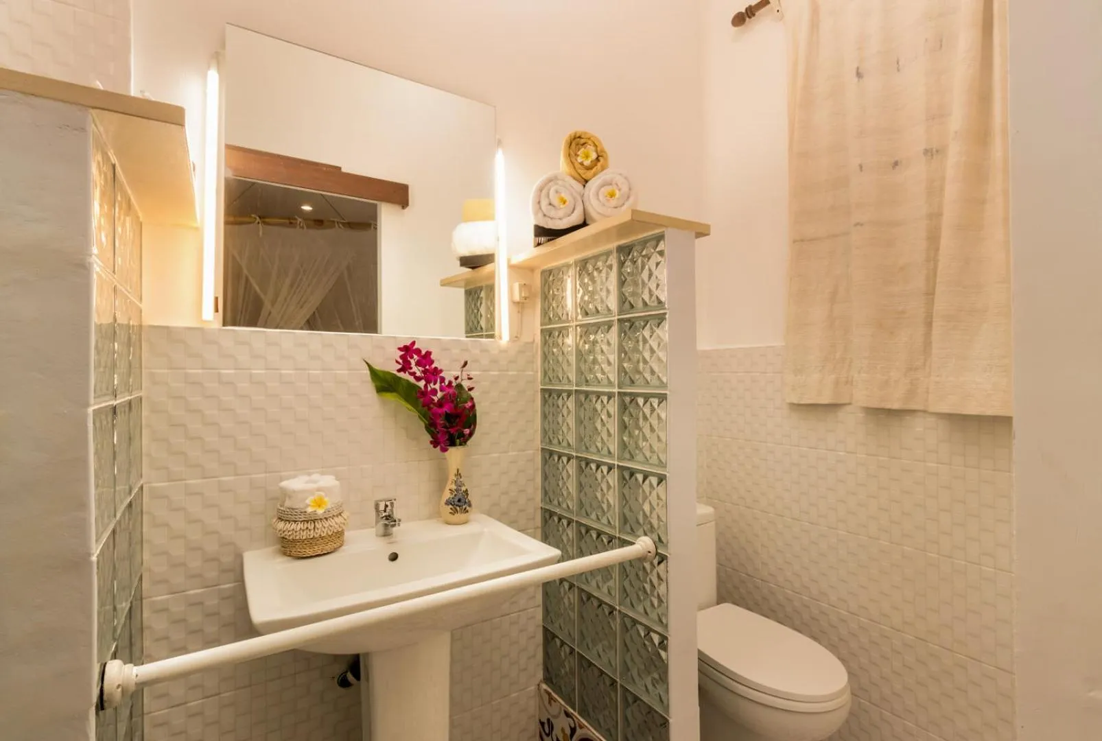 Bathroom in Villa Eight