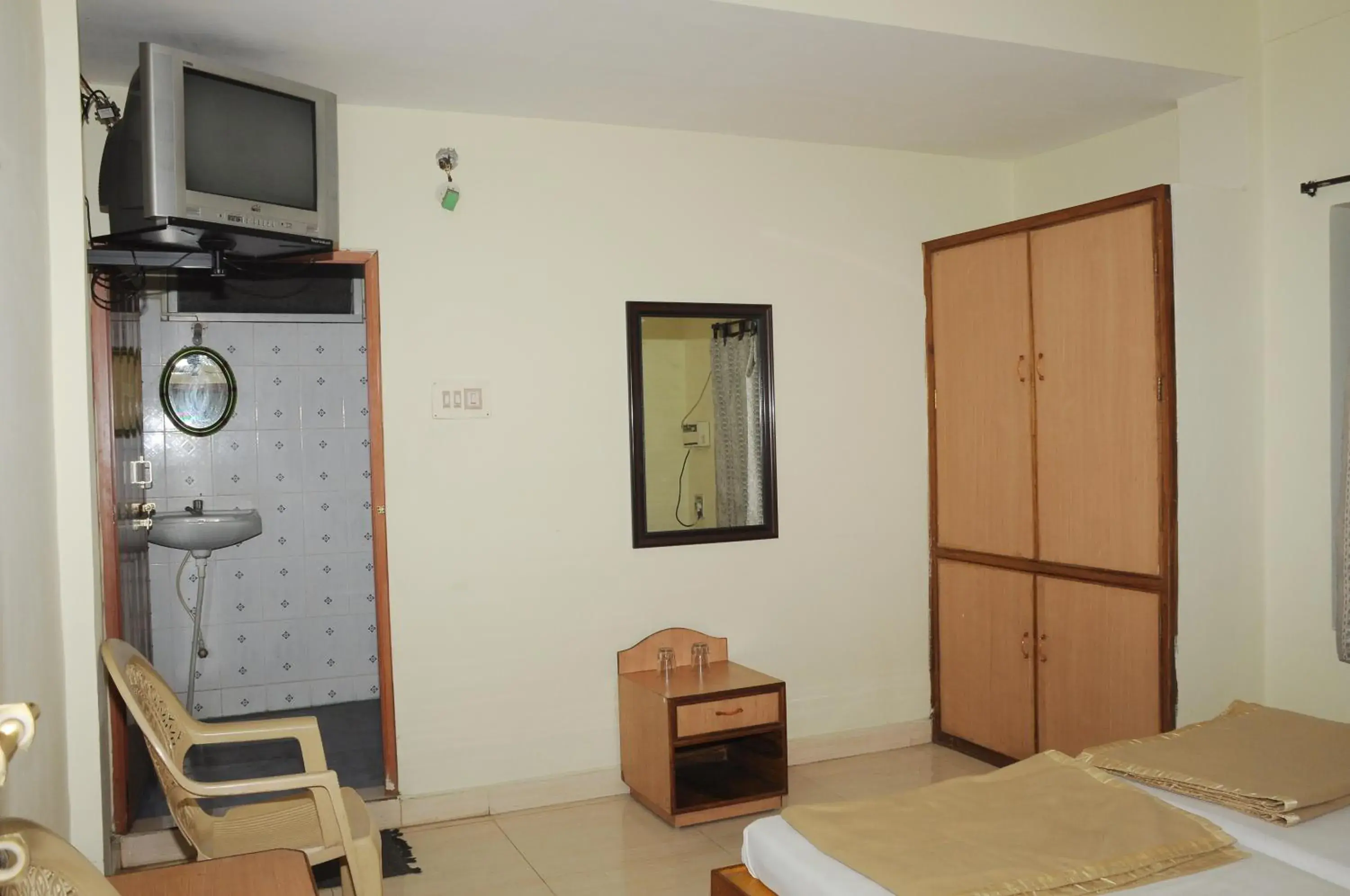 Standard Double Room in Hotel Agarala Residency Standard Double Room in Hotel Agarala Residency