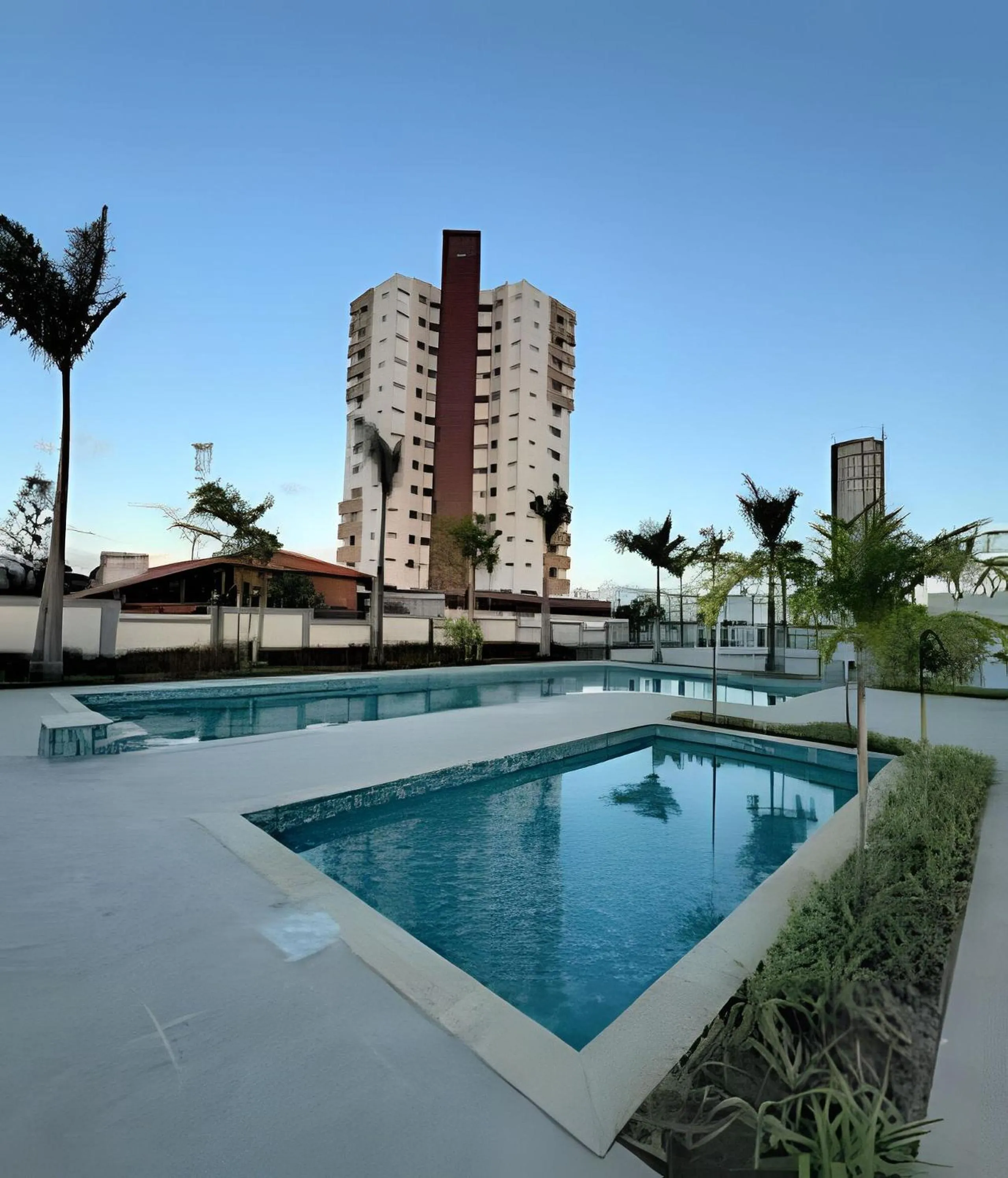 Apartamento na praia, 2 quartos e área de lazer