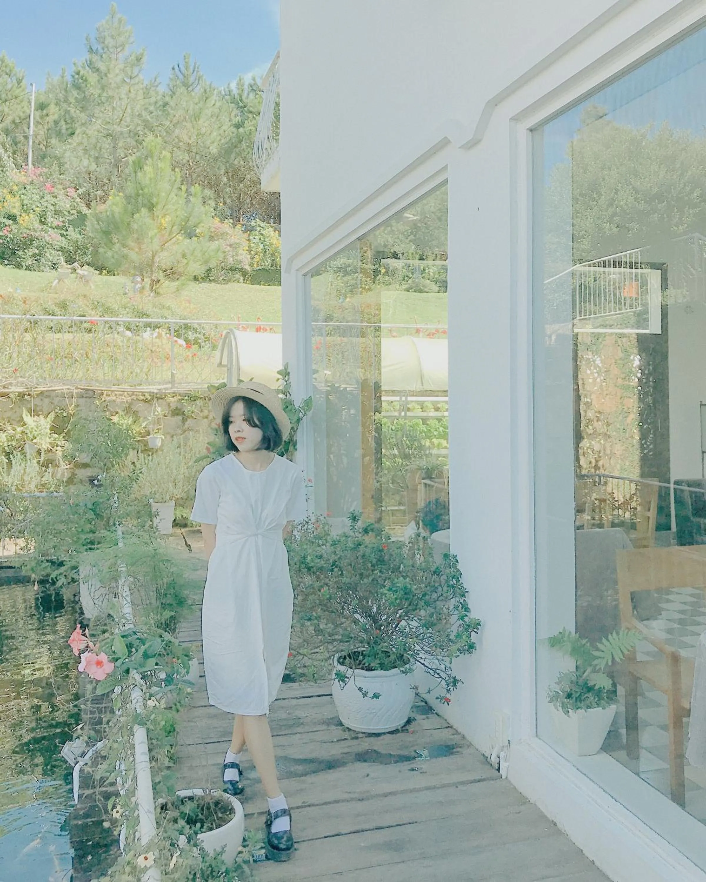 Day in Lu Tan Residence