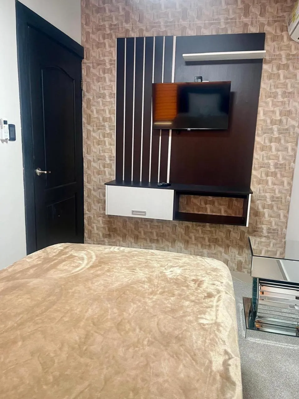 TV and multimedia, Bed in Luxury Canyon Suites