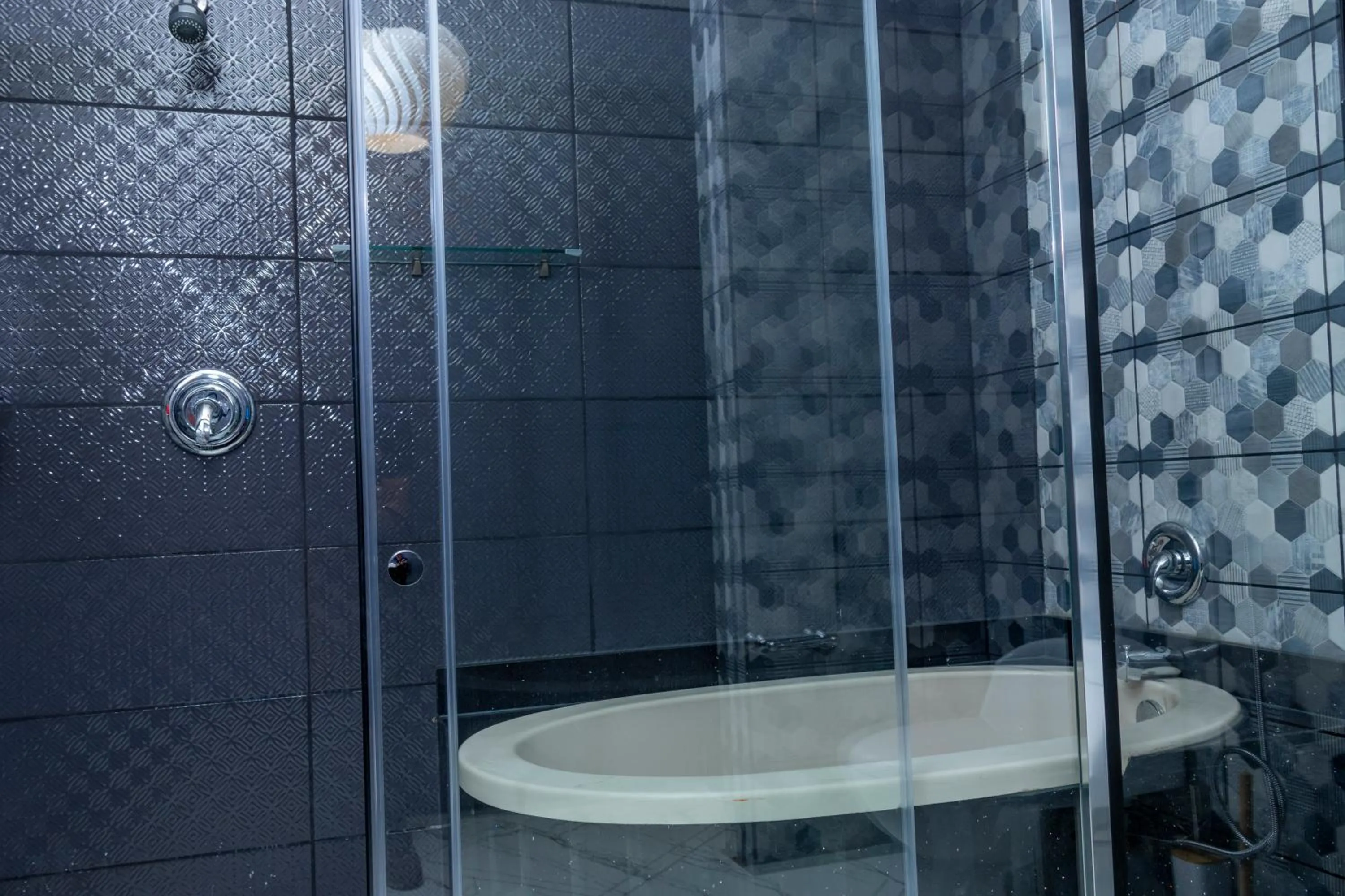 Shower in Luxury Canyon Suites