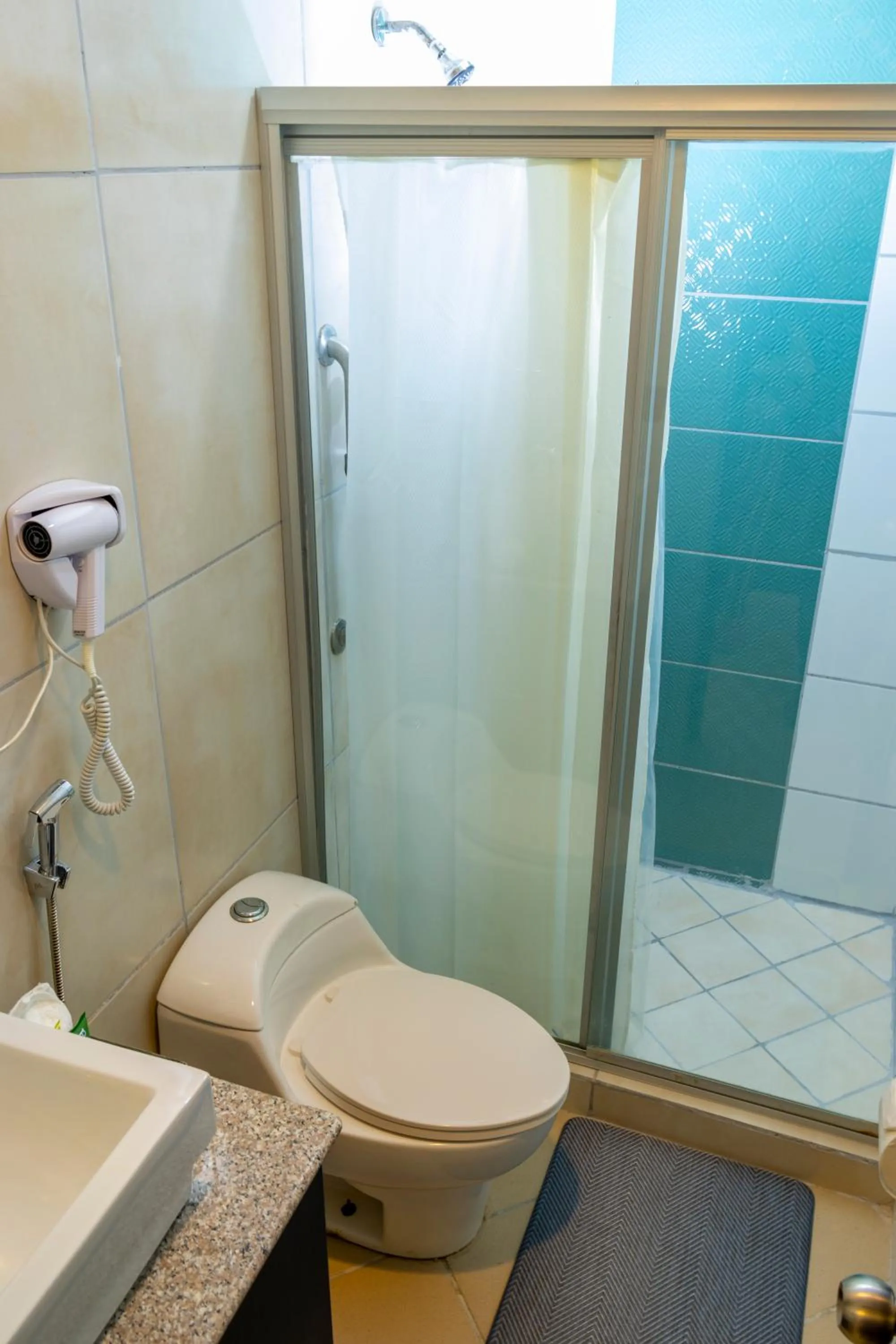 Shower in Luxury Canyon Suites