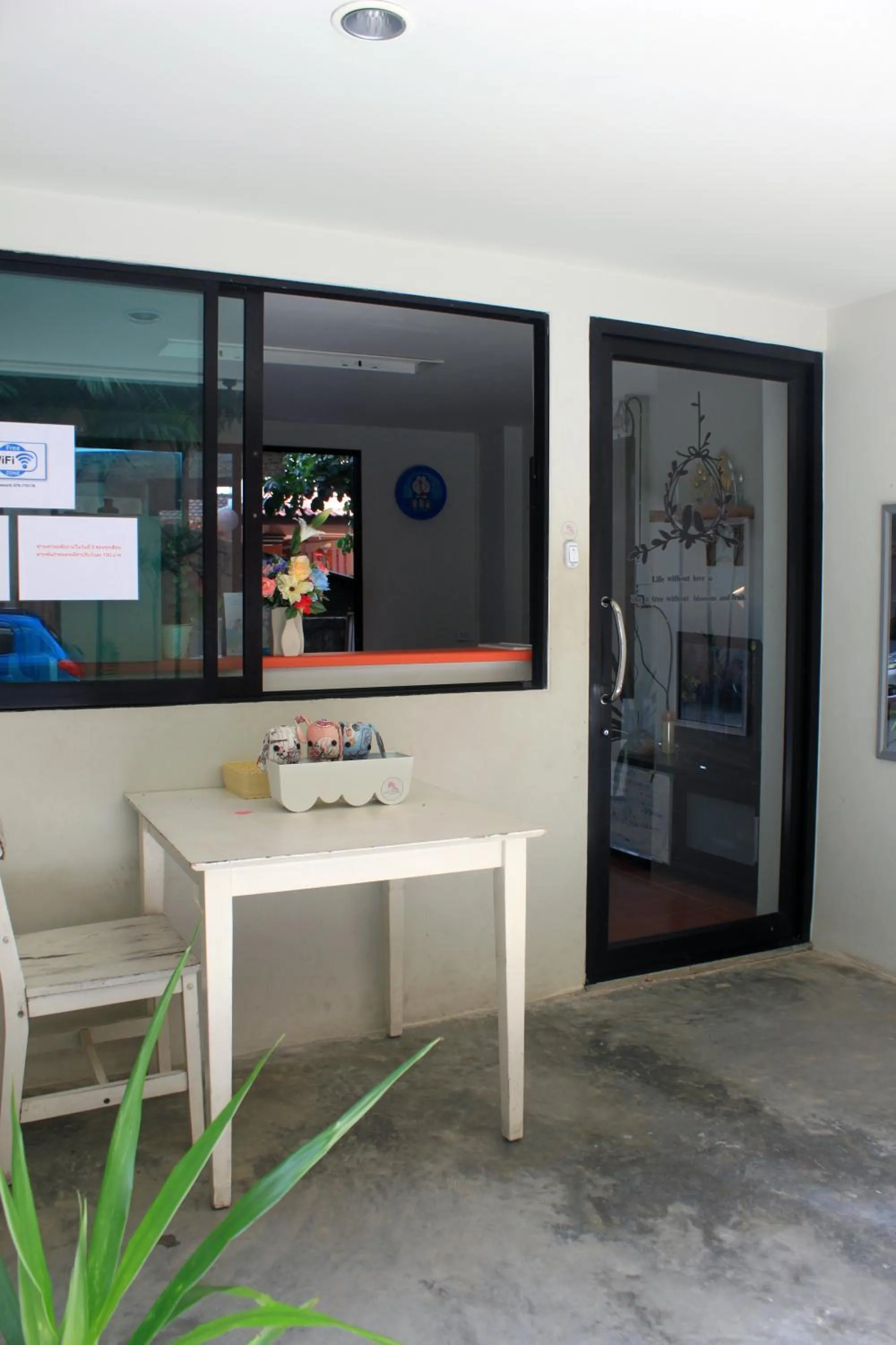 Facade/entrance in Cozy Rabbit Hotel