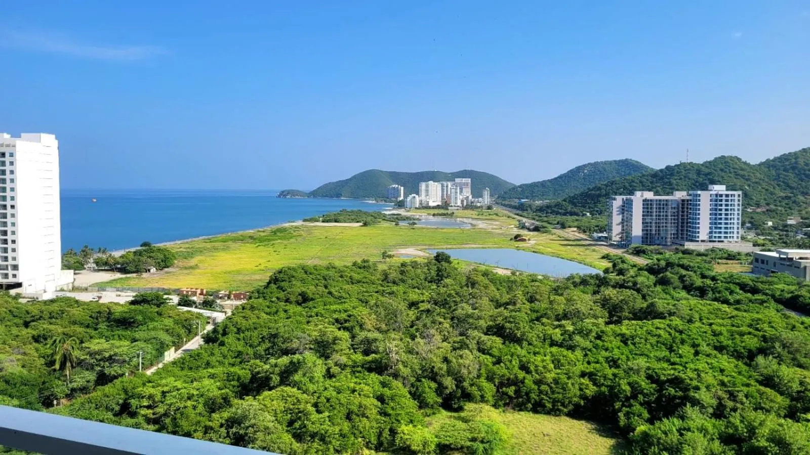 View (from property/room) in Hotel Porto Horizonte suite 1426