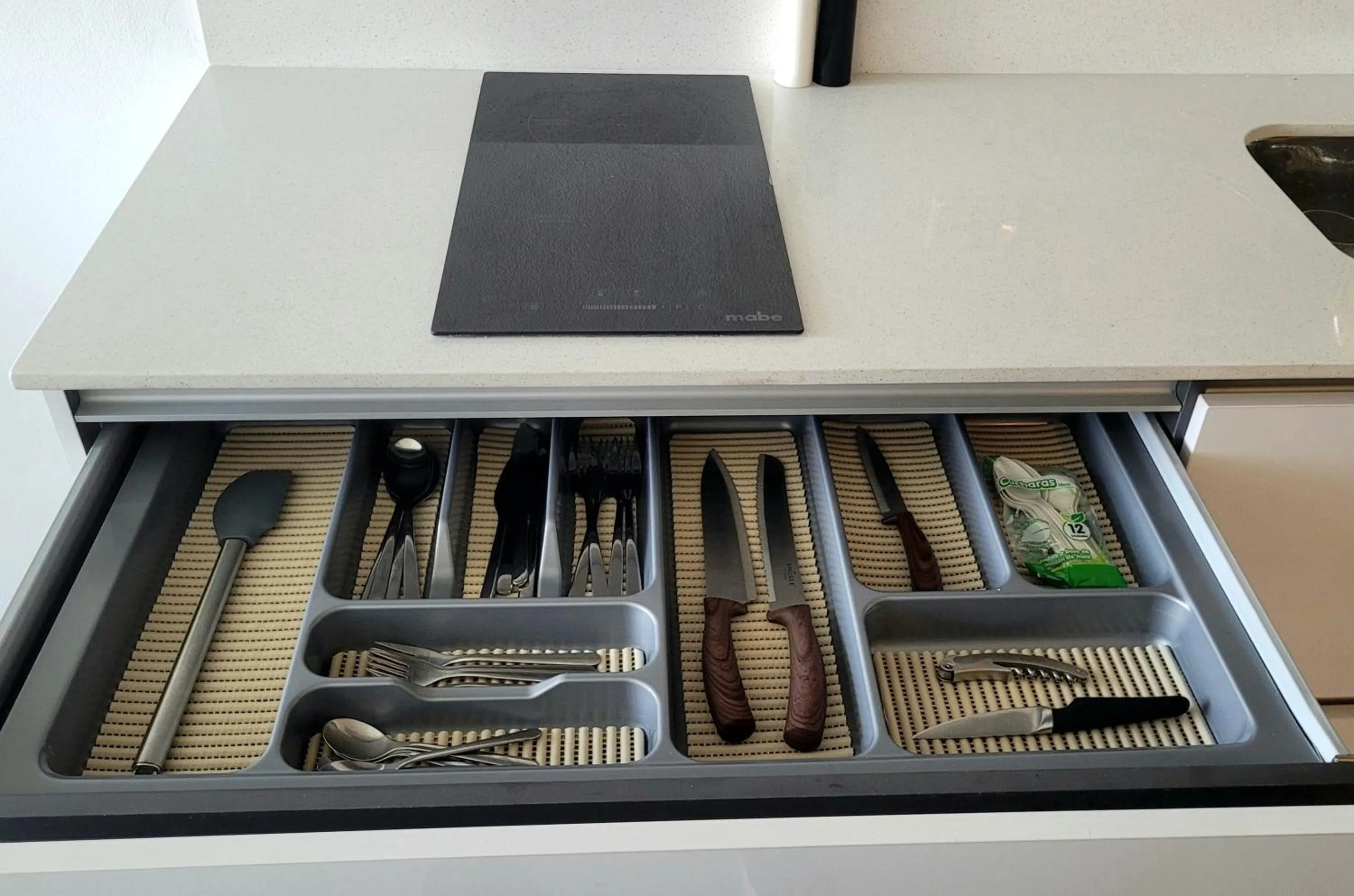 kitchen in Hotel Porto Horizonte suite 1426