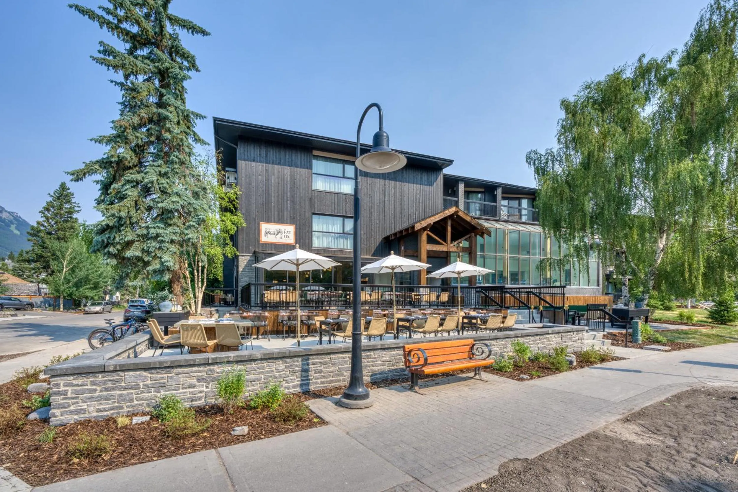 Restaurant/places to eat in The Kenrick Hotel