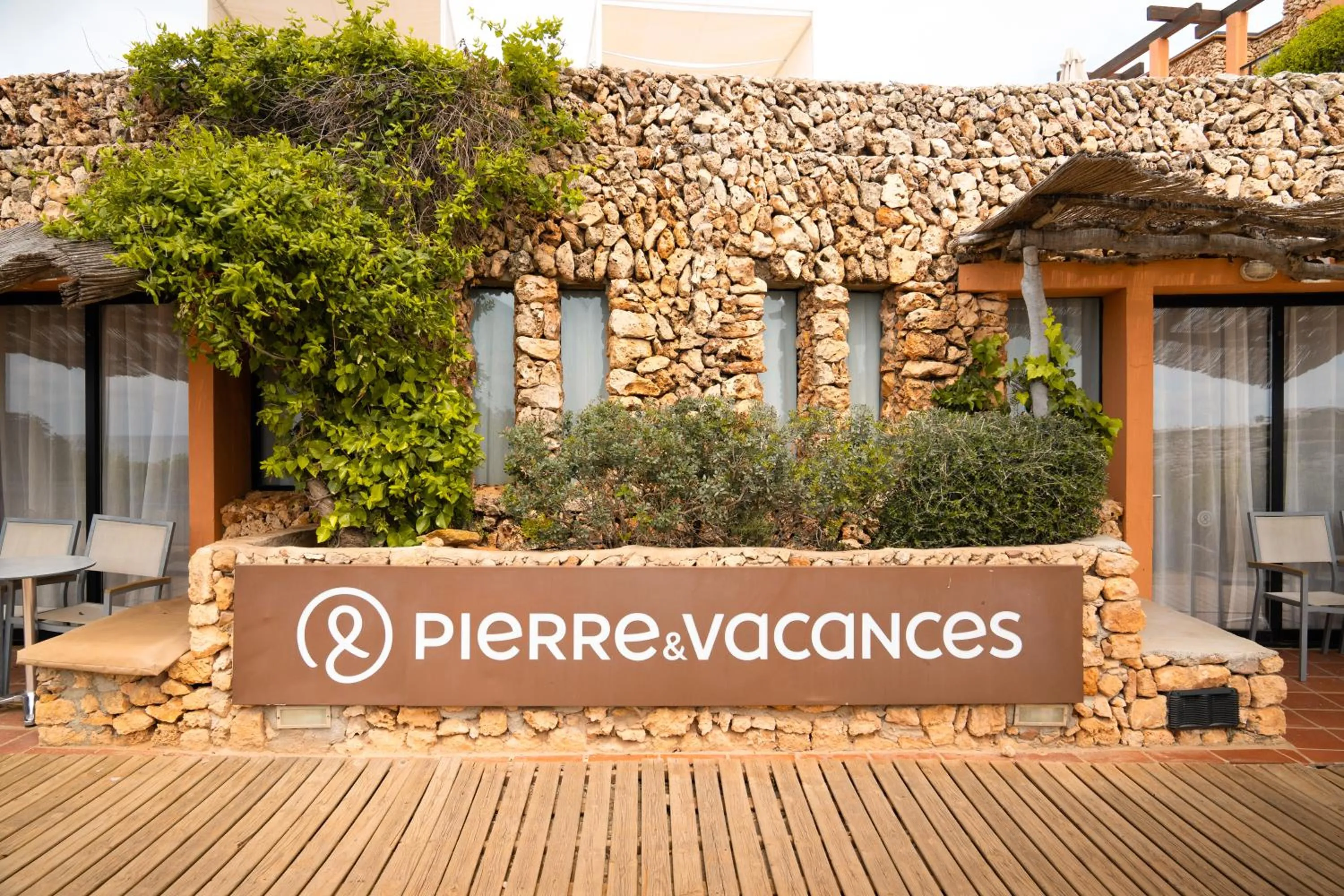 Property building in Hotel Menorca Binibeca - Adults Recommended - by Pierre & Vacances Premium
