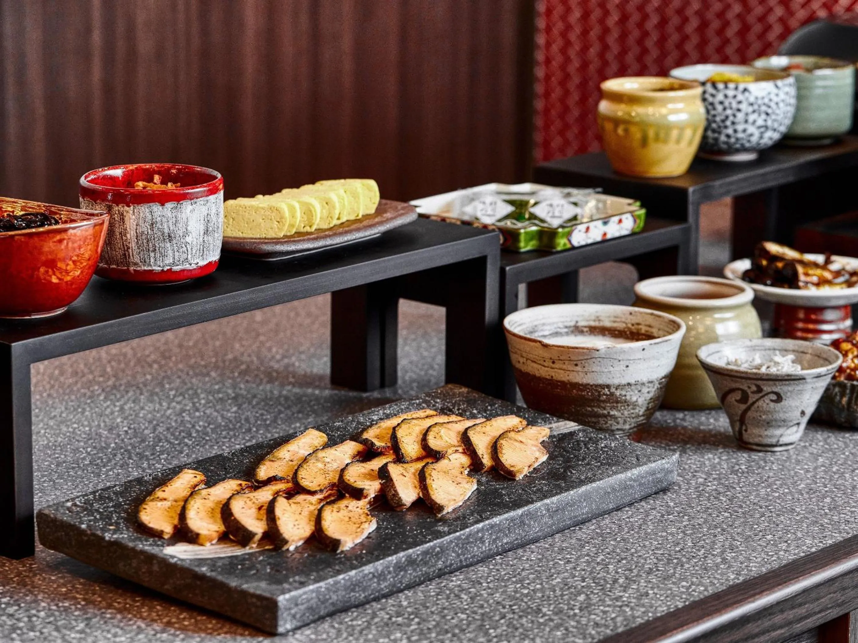 Restaurant/places to eat in Royal Pines Hotel Chiba