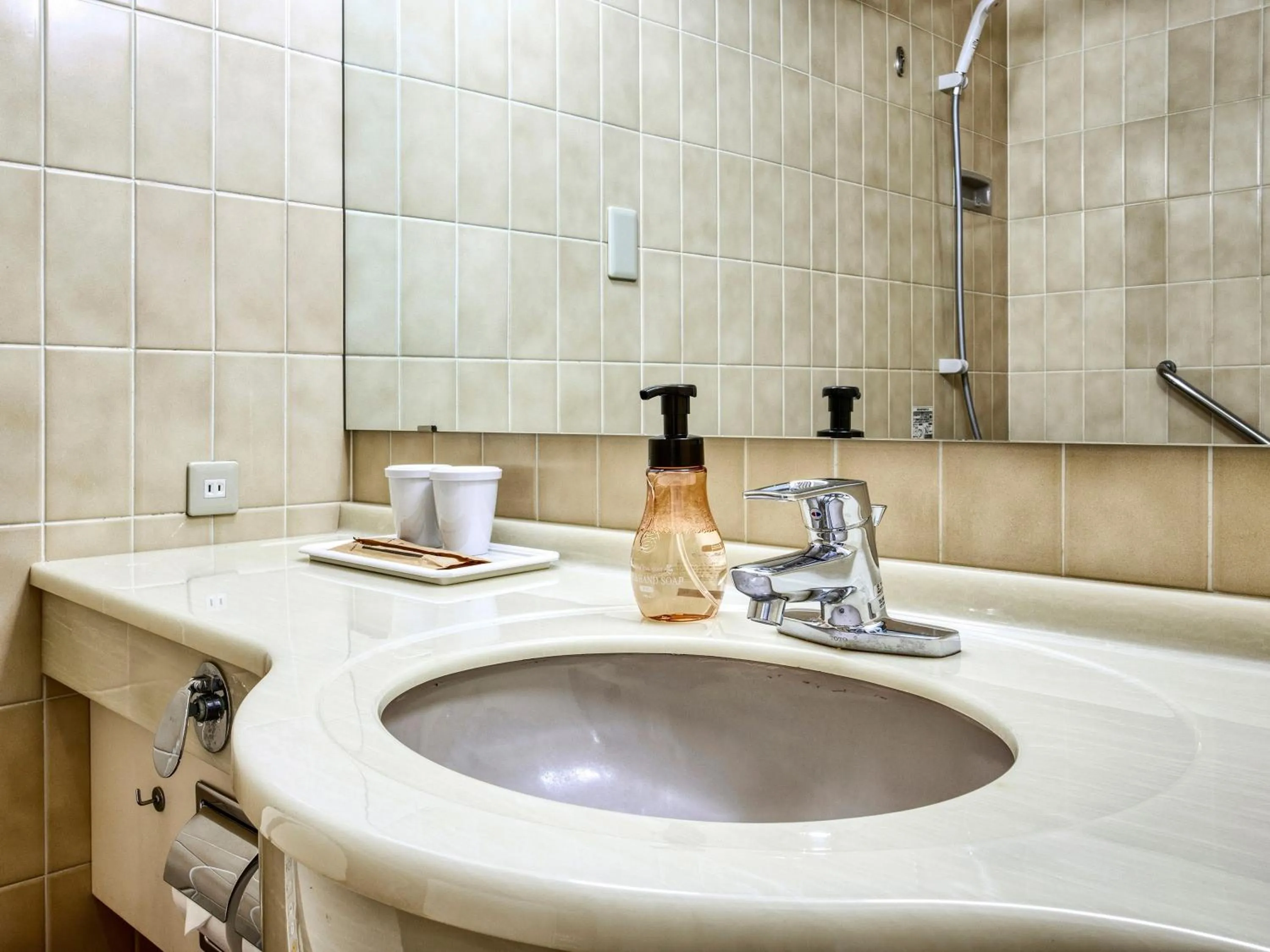 Photo of the whole room in Royal Pines Hotel Chiba