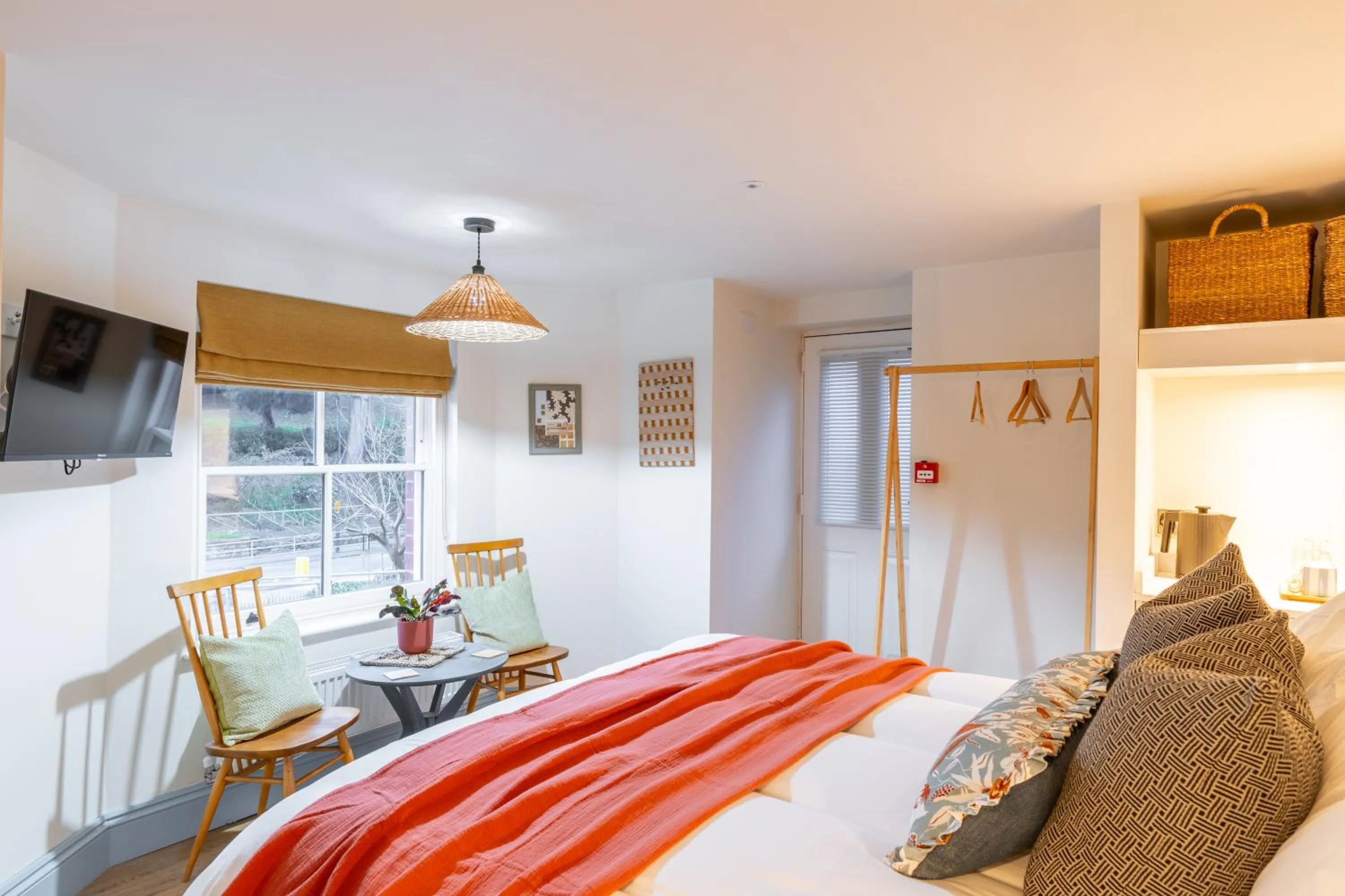 Suite 14 –Private External Door King Room in The Willows Boutique Stays by i-Stay Whitby