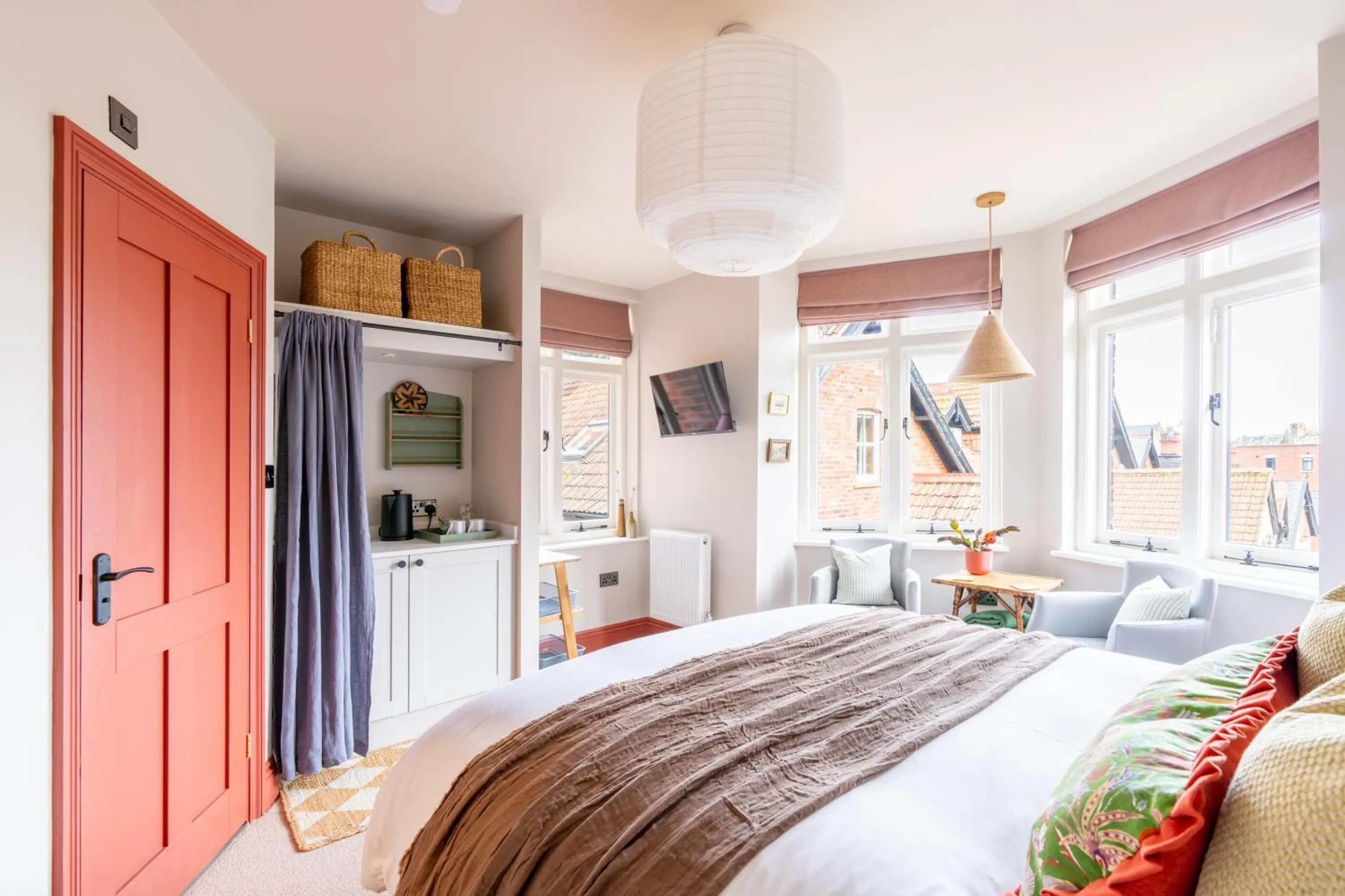 Suite 7 –Abbey View Suite First Floor in The Willows Boutique Stays by i-Stay Whitby