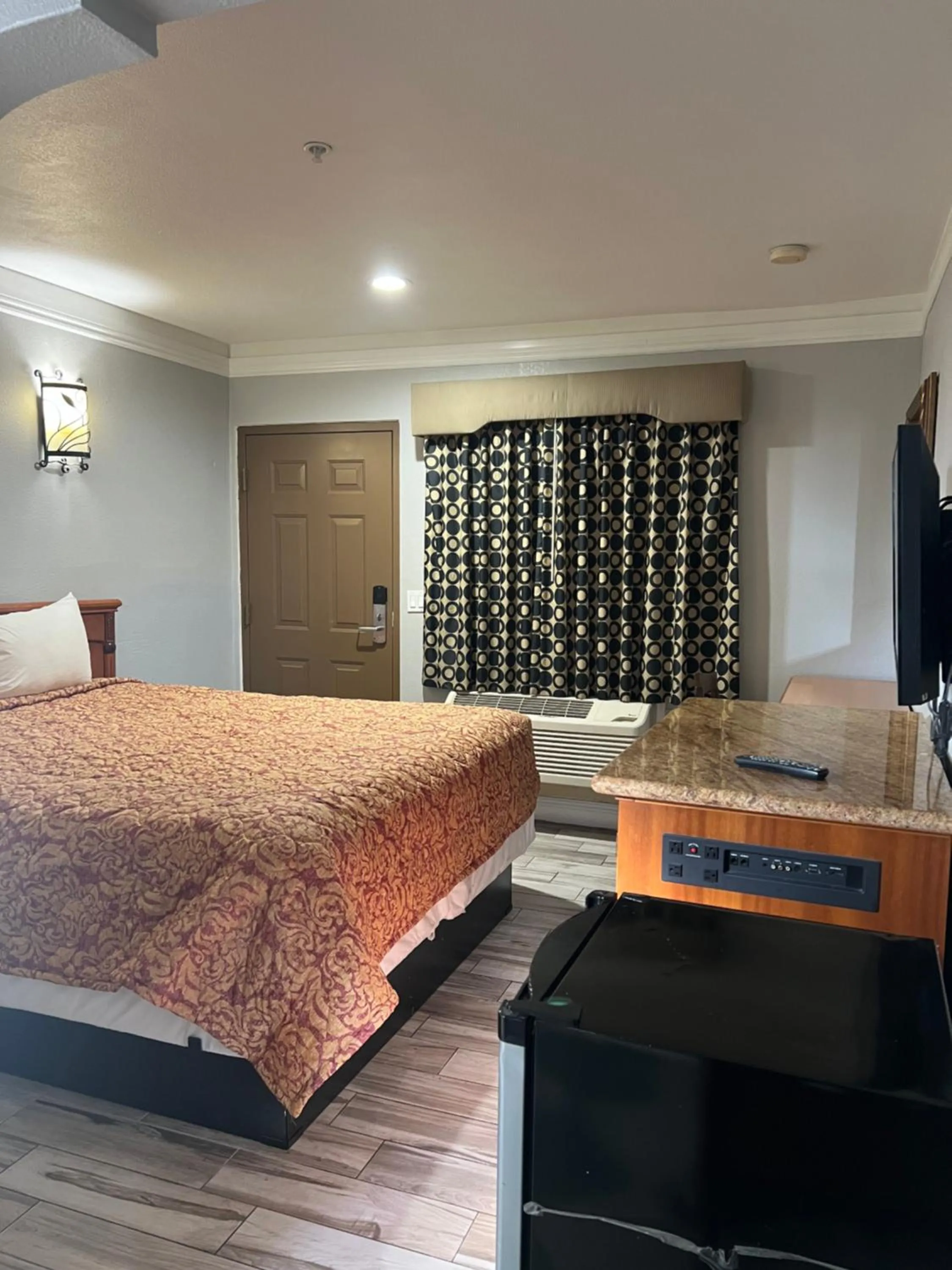 Bed in Amber Motel