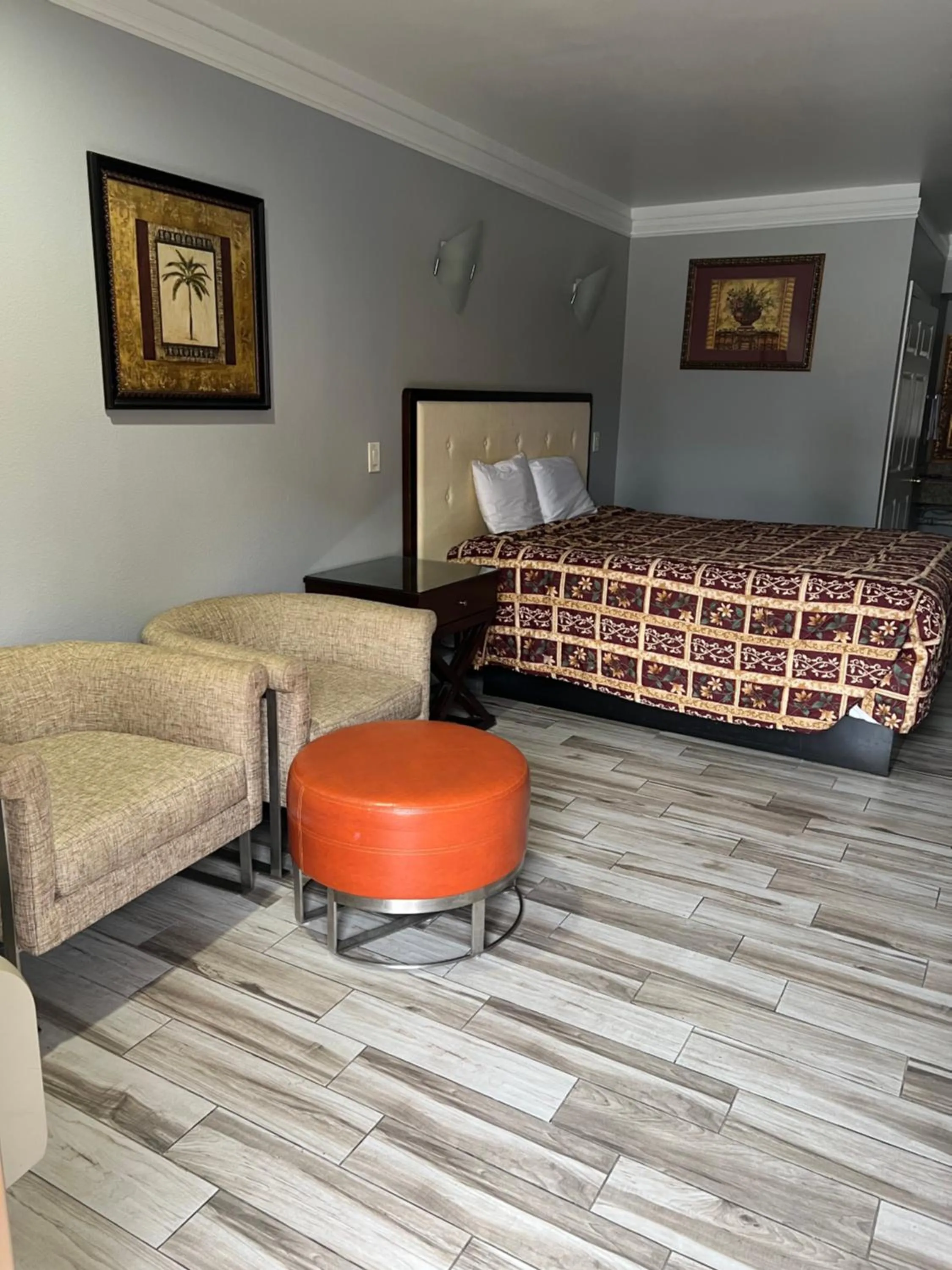 Photo of the whole room, Bed in Amber Motel