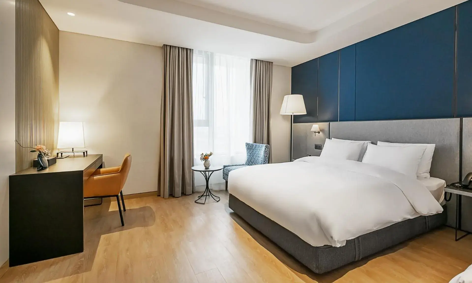 Deluxe Twin Room in The May Hotel Deluxe Twin Room in The May Hotel