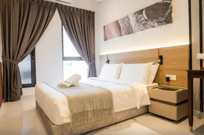 Deluxe Double Room in Inap II Suterabay By Ayuhouz Deluxe Double Room in Inap II Suterabay By Ayuhouz