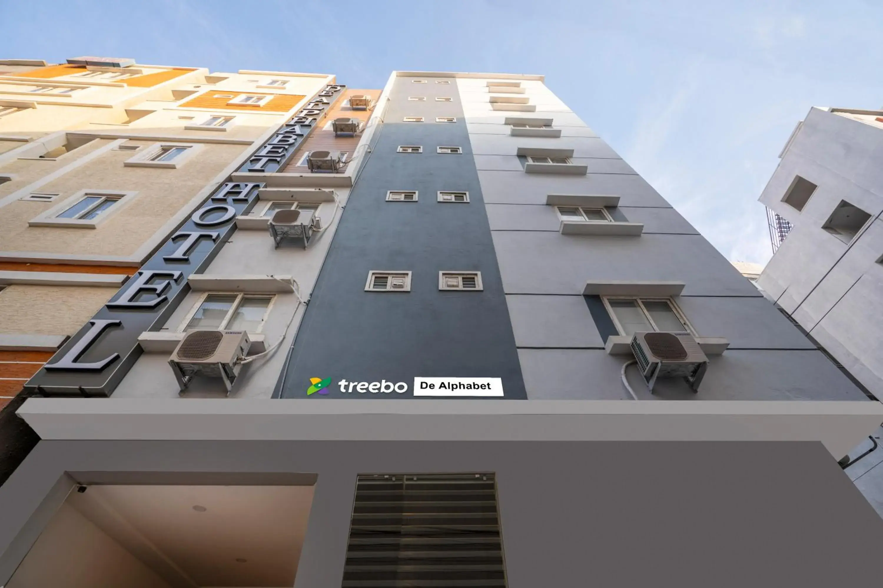 Property building in Treebo De Alphabet Gachibowli Property building in Treebo De Alphabet Gachibowli